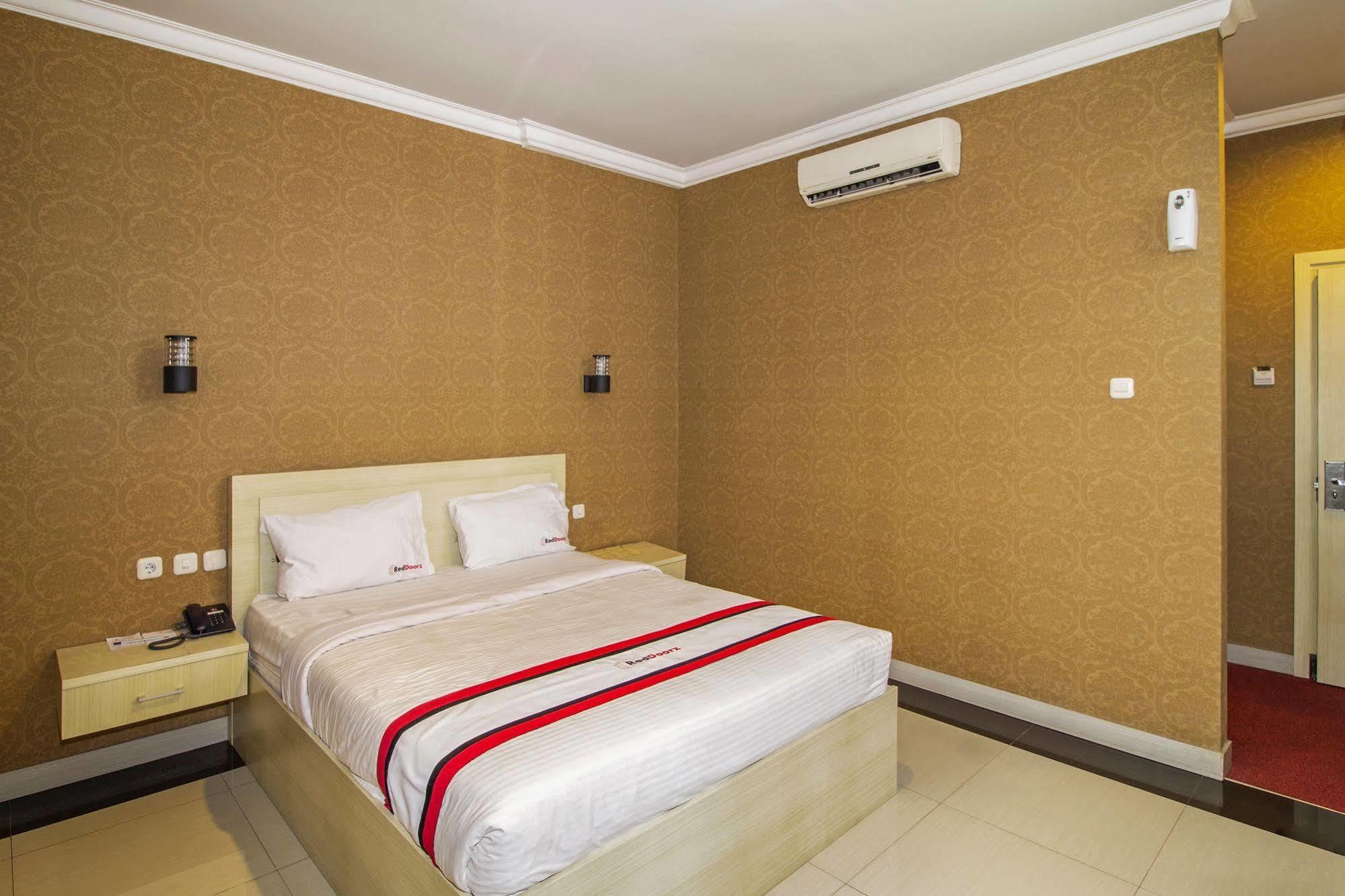 Guest house Reddoorz @ Kebayoran