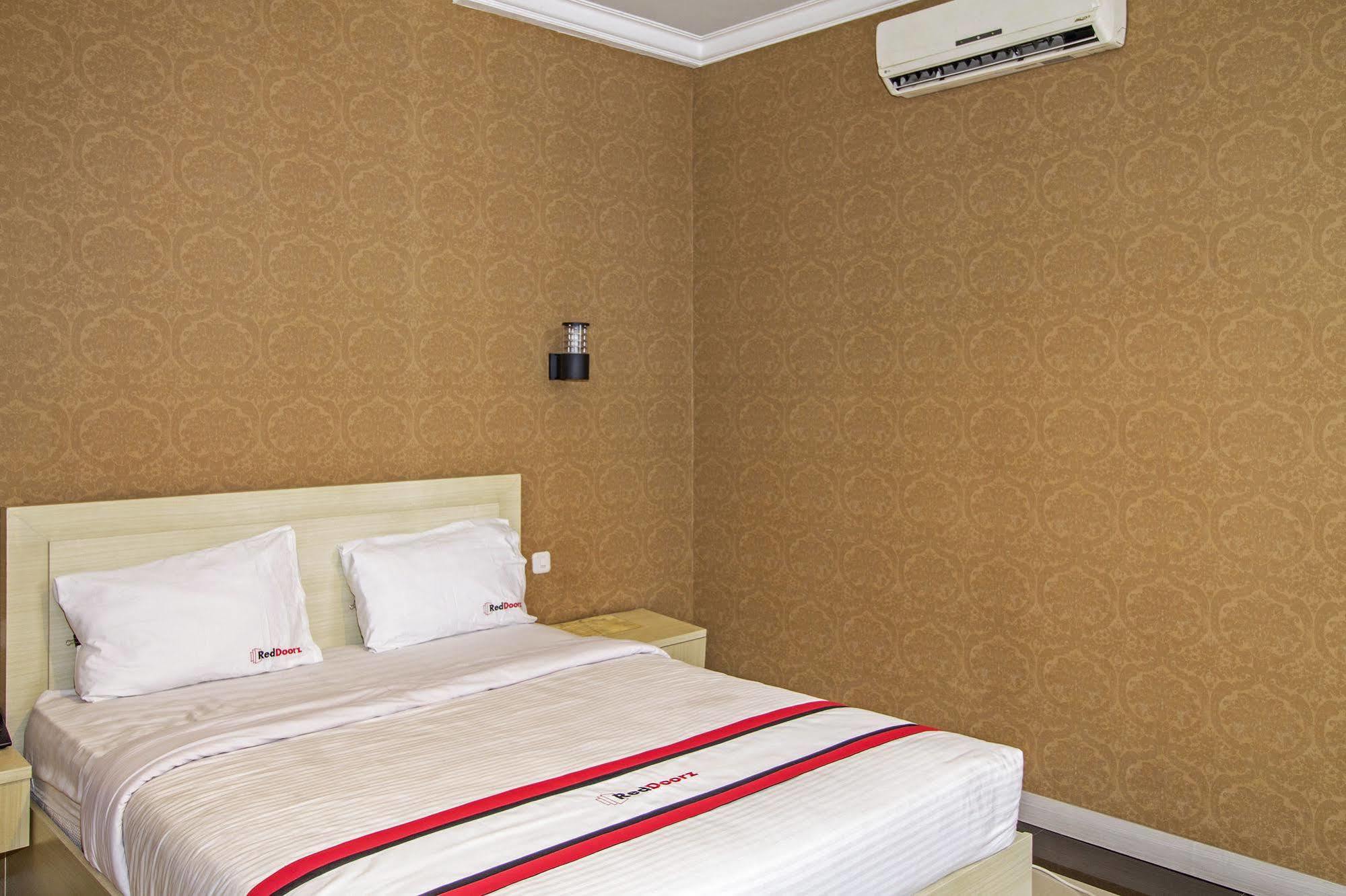Guest house Reddoorz @ Kebayoran Jakarta