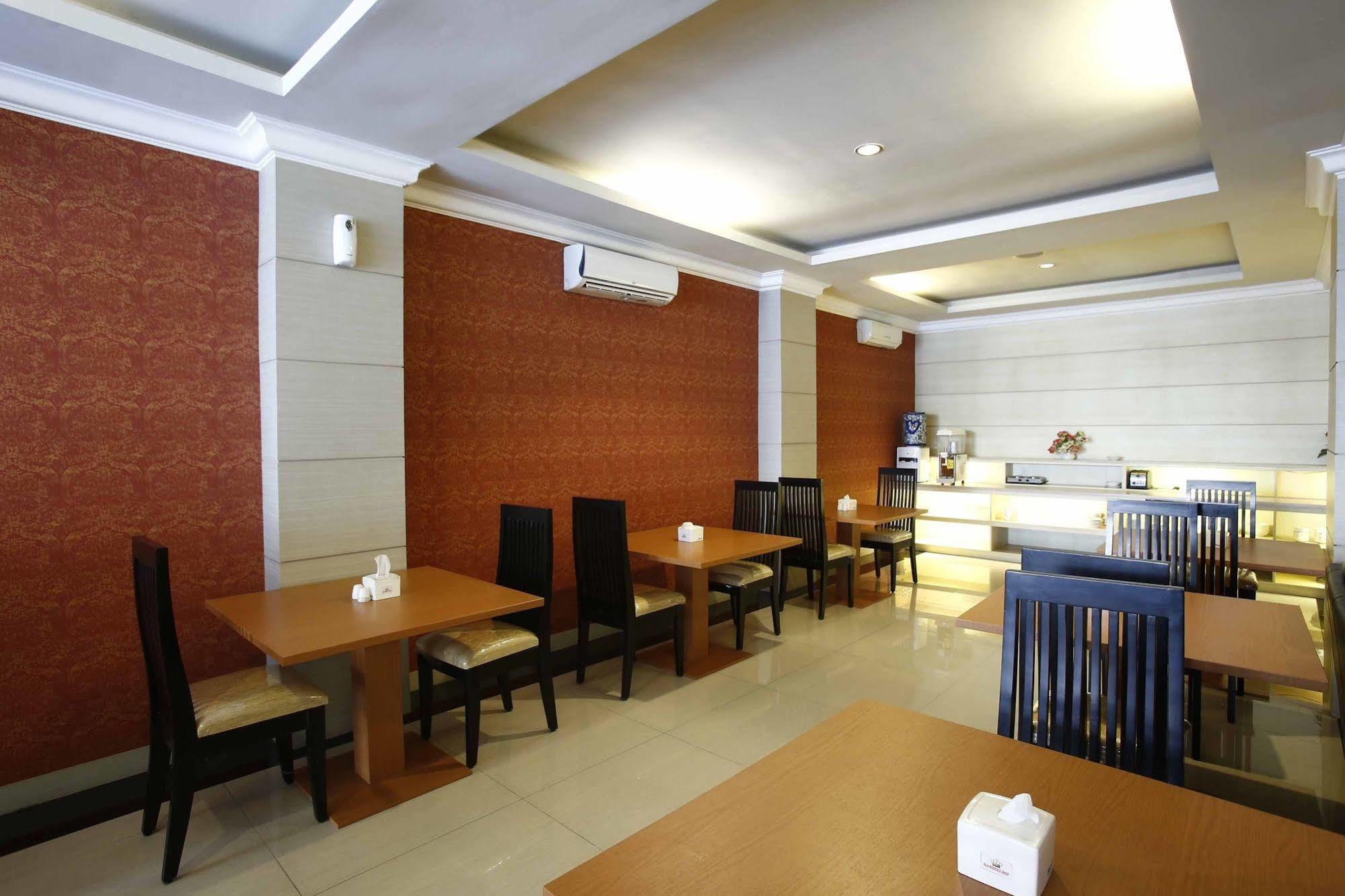 Guest house Reddoorz @ Kebayoran 2*