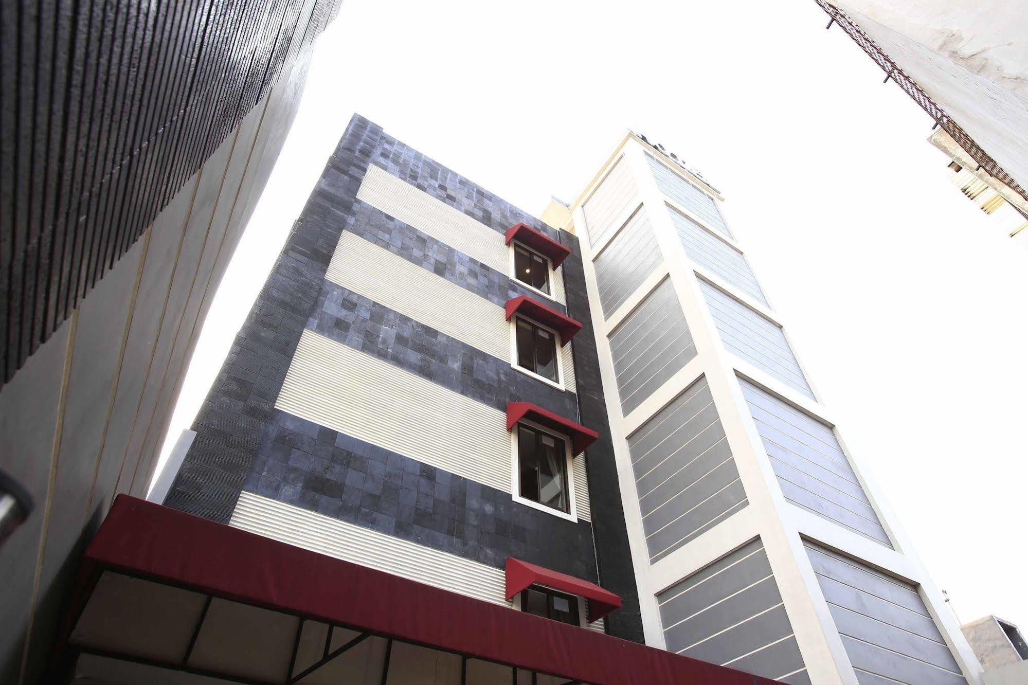 Reddoorz @ Kebayoran Guest house 2*