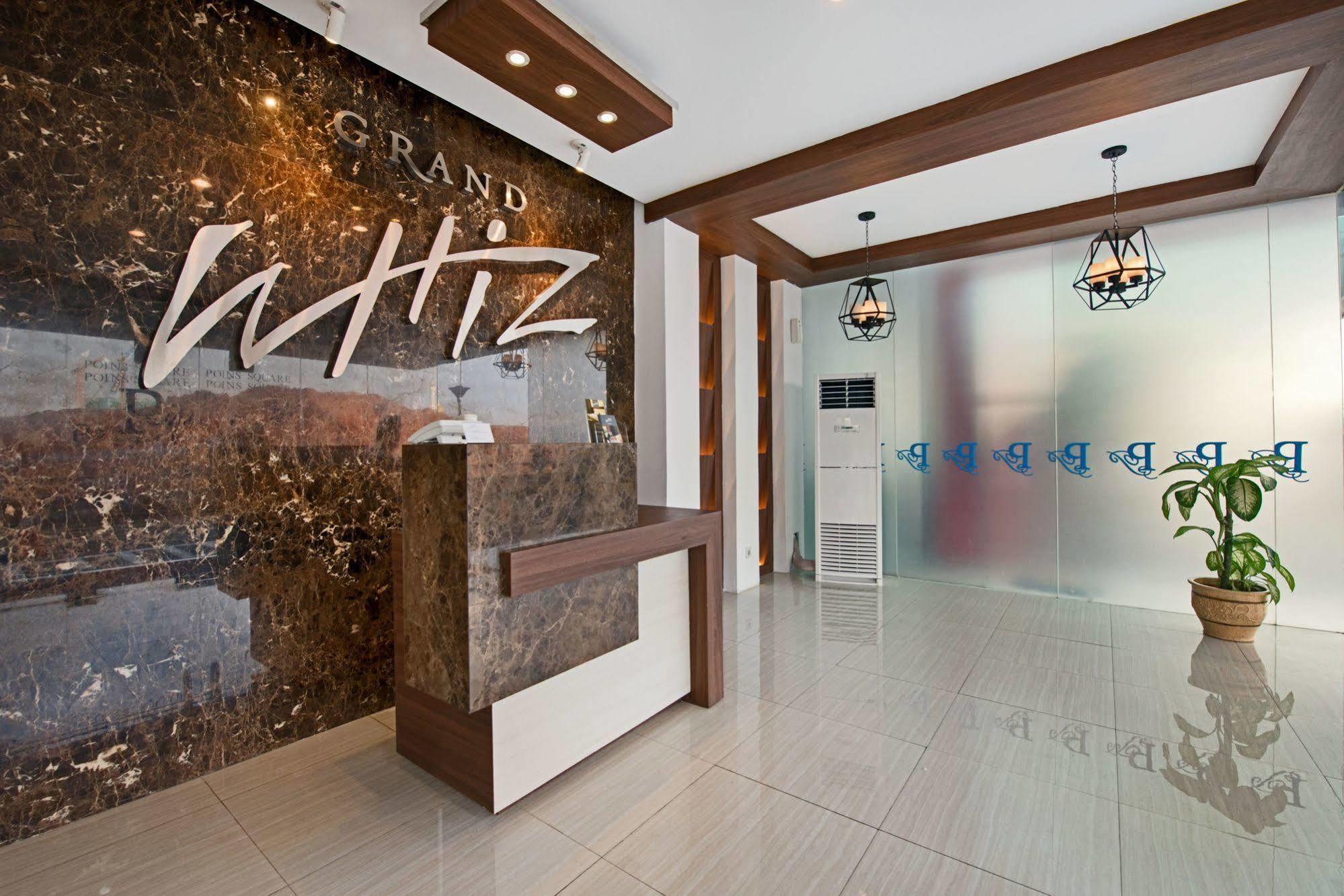 Grand Whiz Poins Simatupang Hotel 4*