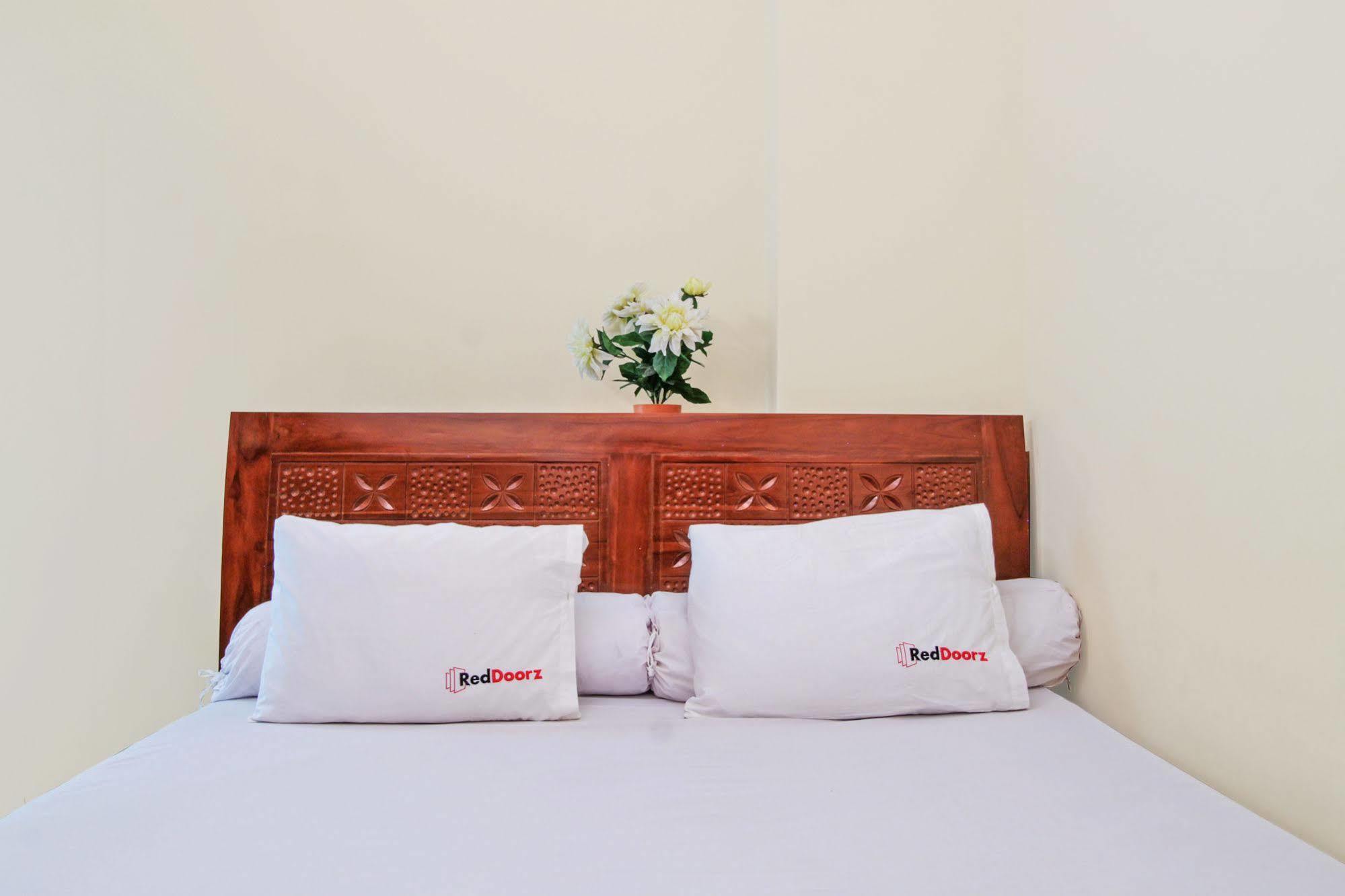 Reddoorz @ Kwitang Gasthof Jakarta