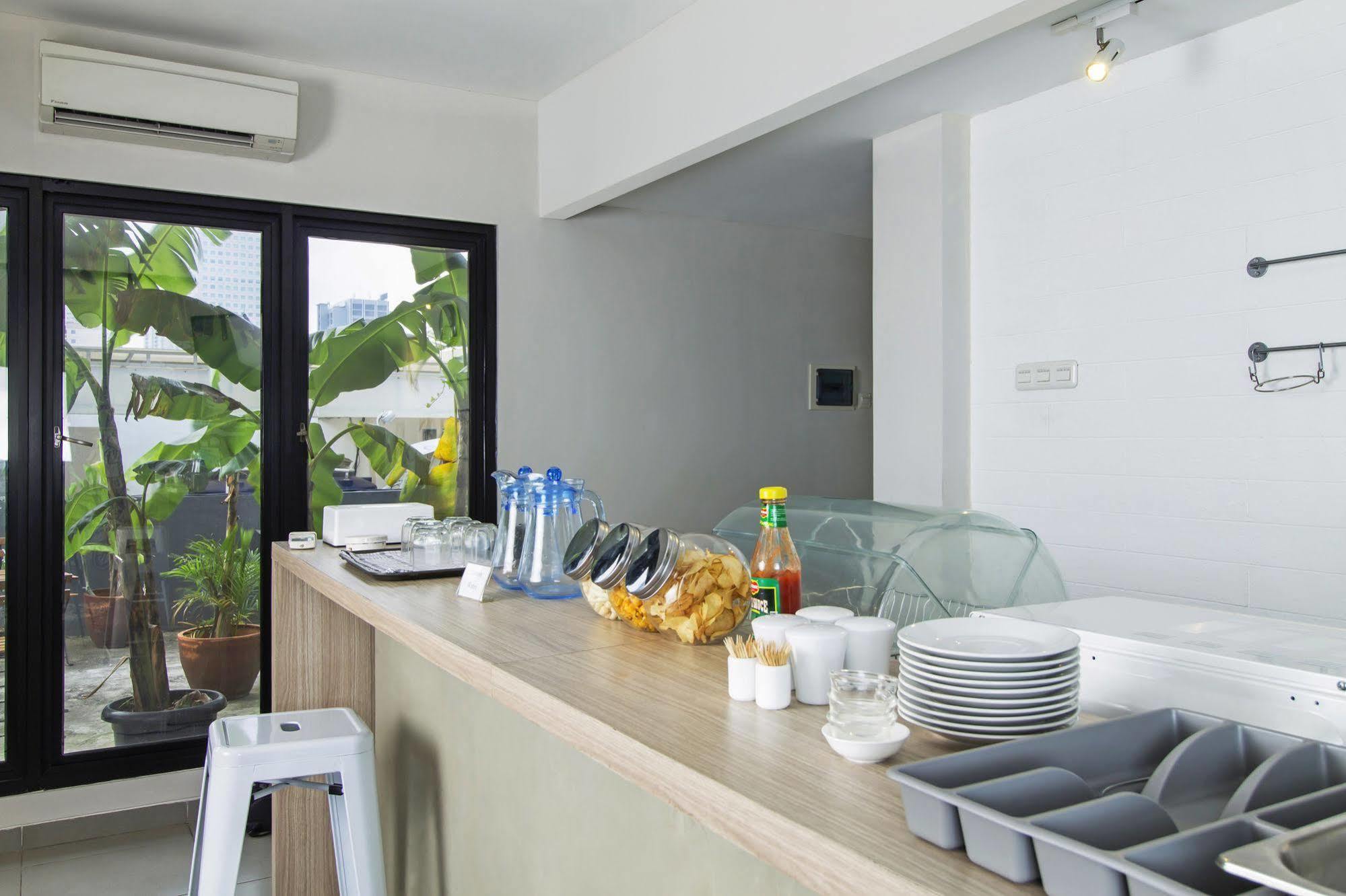 Guest house Reddoorz Plus @ Setiabudi Eight 2*