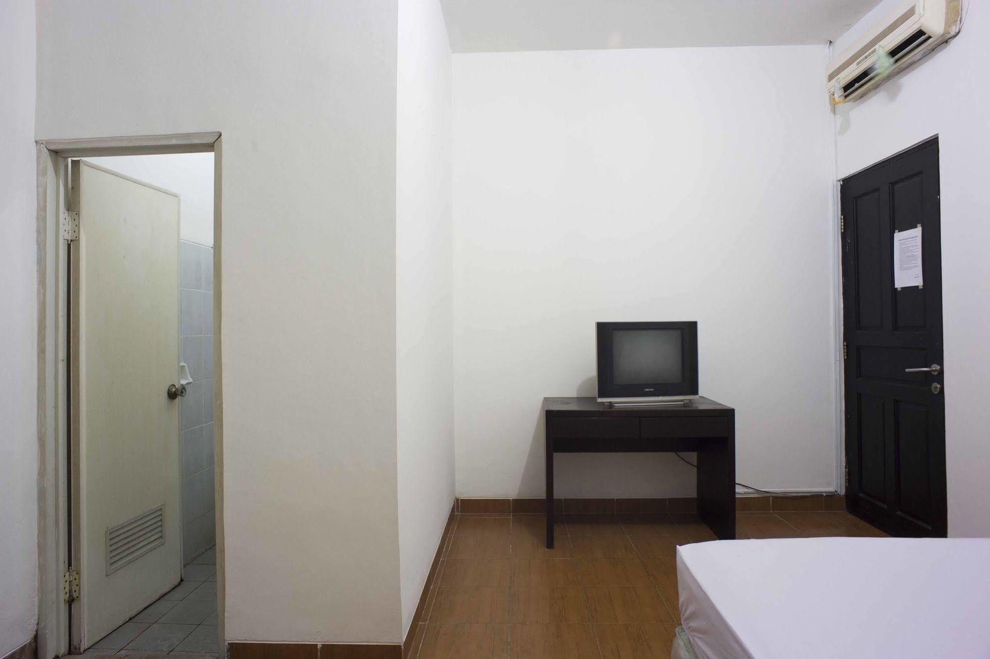 Hotel Reddoorz @ Kebayoran Selatan Jakarta