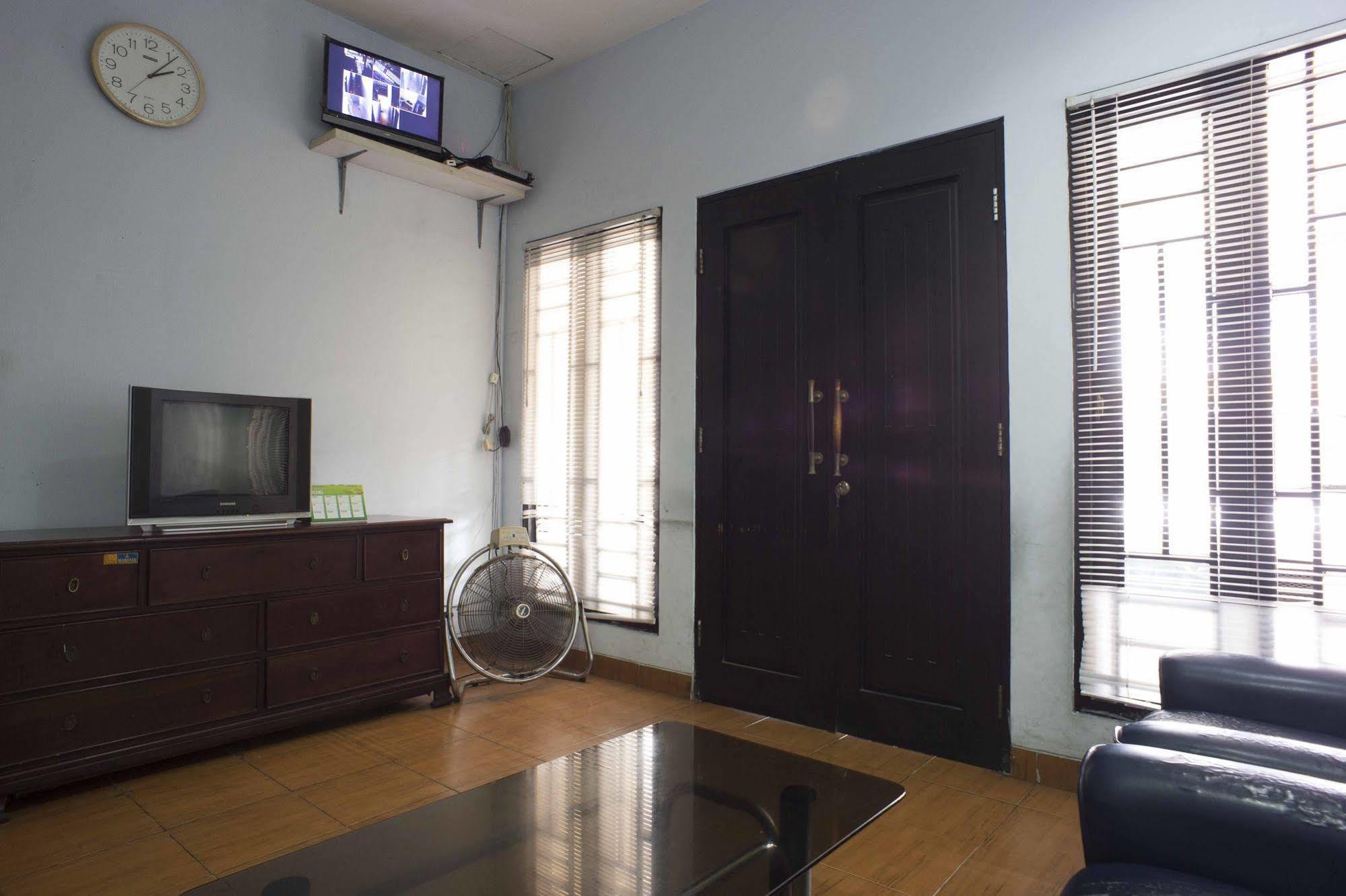 Hotel Reddoorz @ Kebayoran Selatan Jakarta