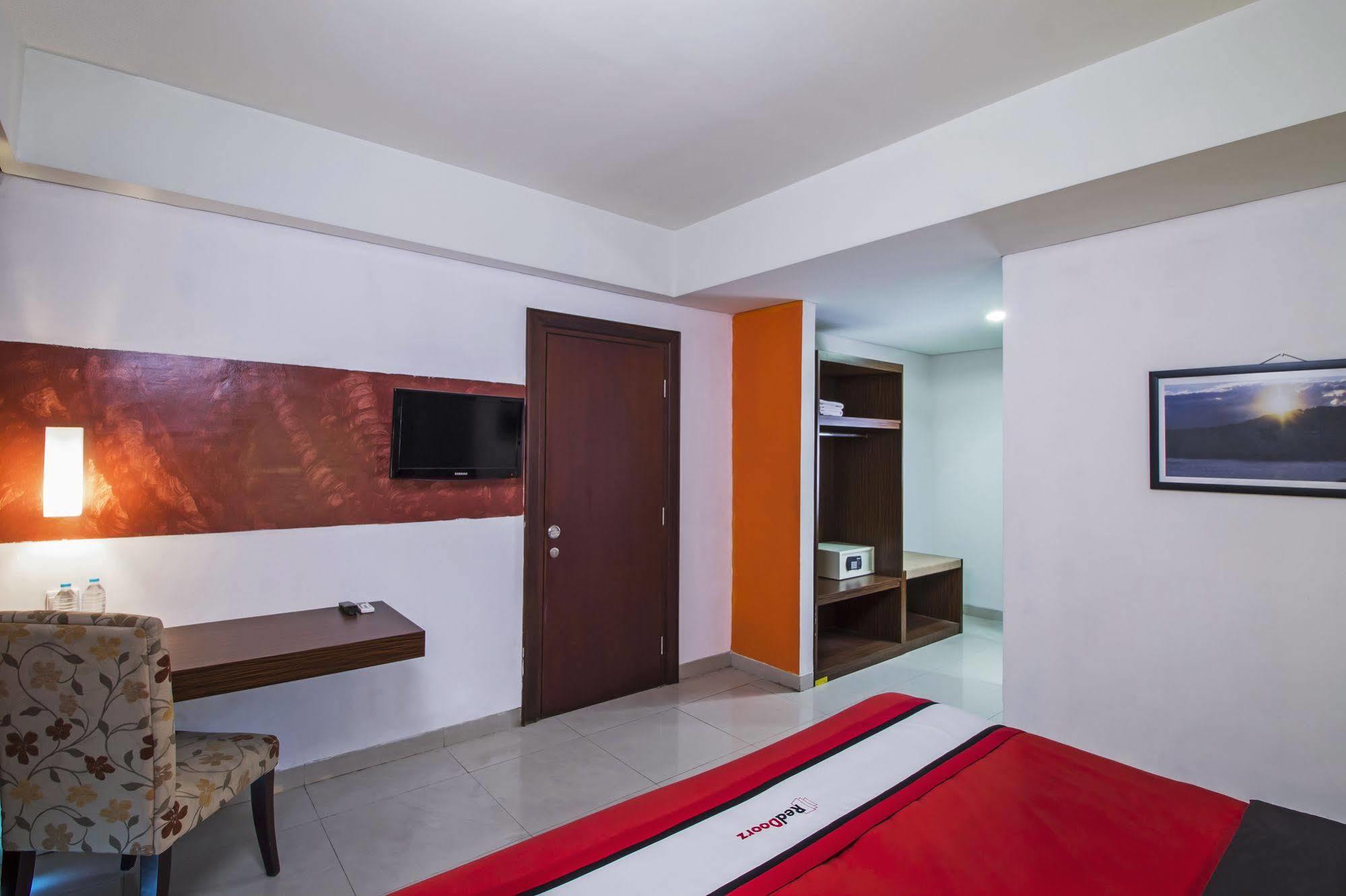 Reddoorz Near Rs Pertamina Rumah tetamu 2*