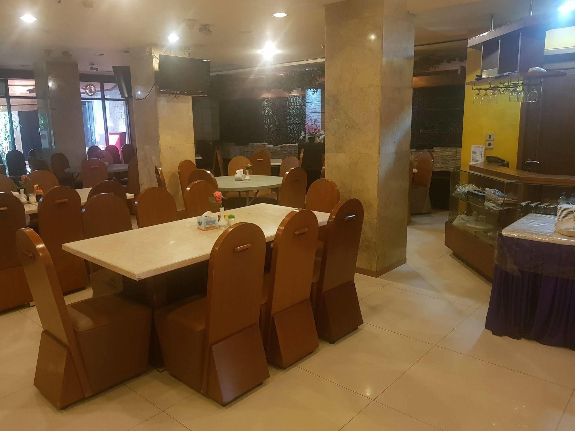 Hotel Surya Baru