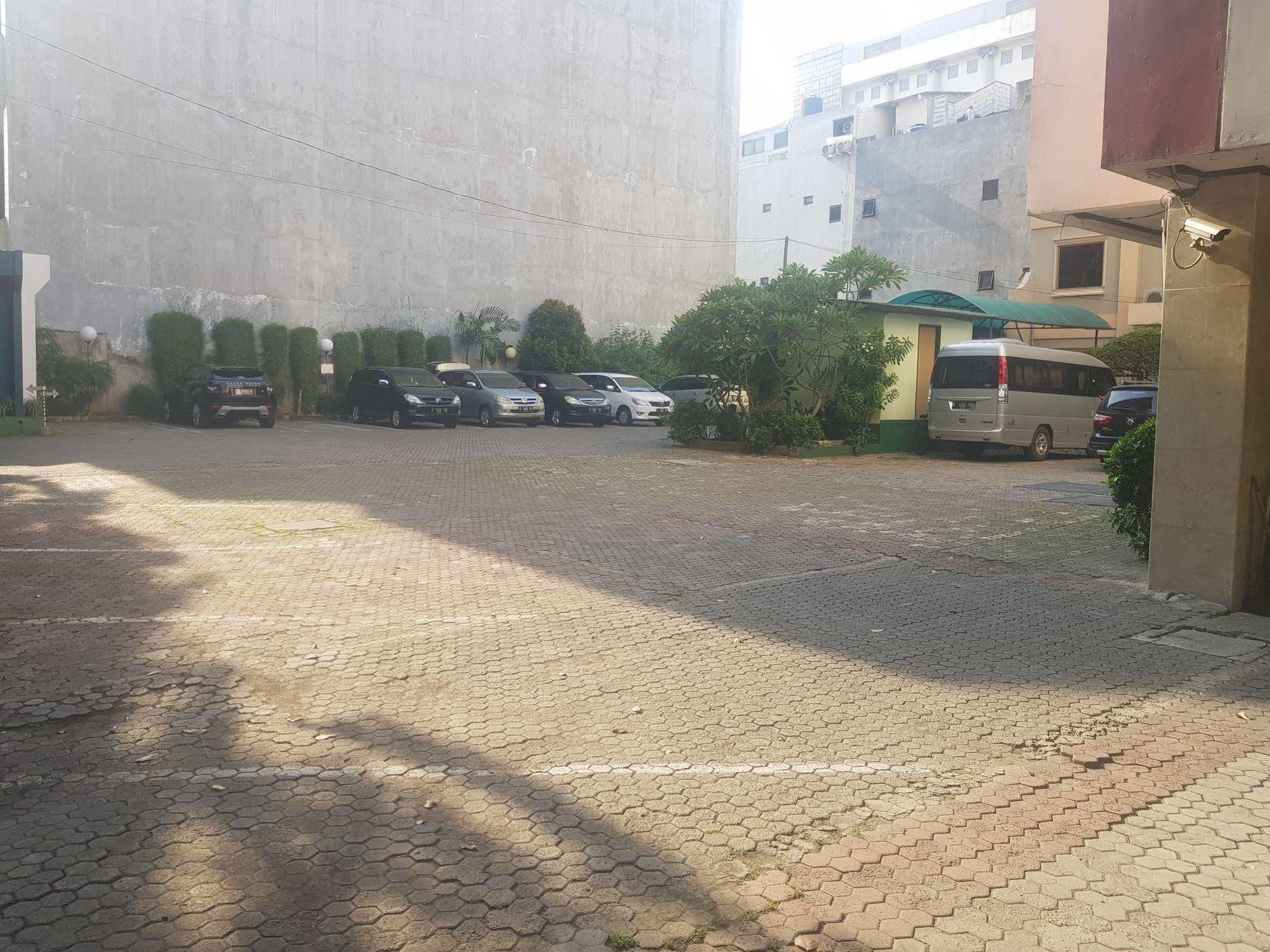 Hotel Surya Baru