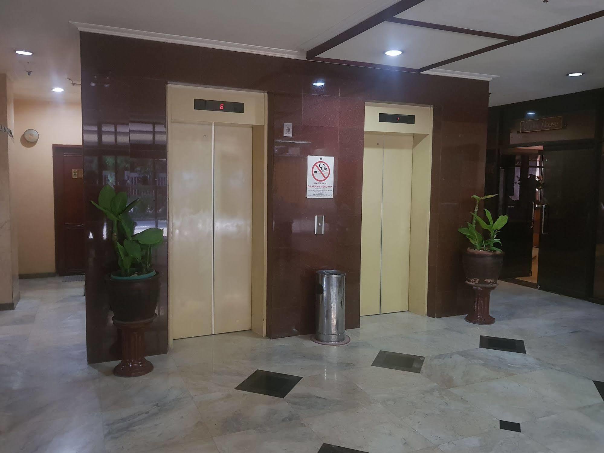 Surya Baru 3* Jakarta