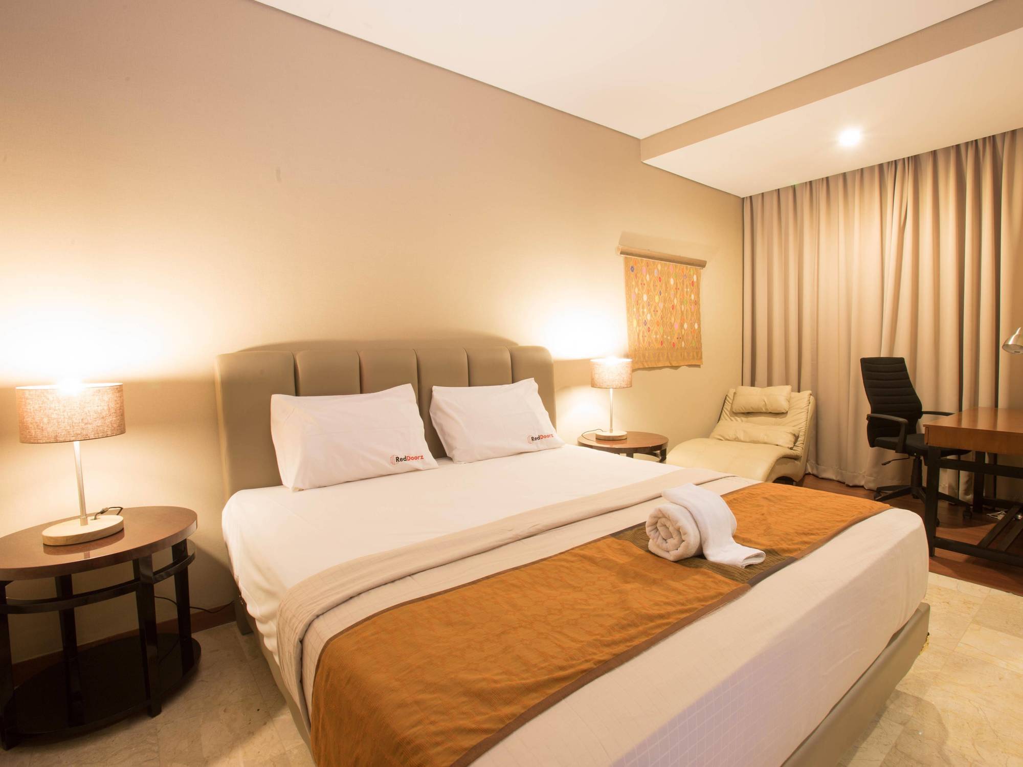 Reddoorz Plus @ Cipete Selatan 3* Jakarta