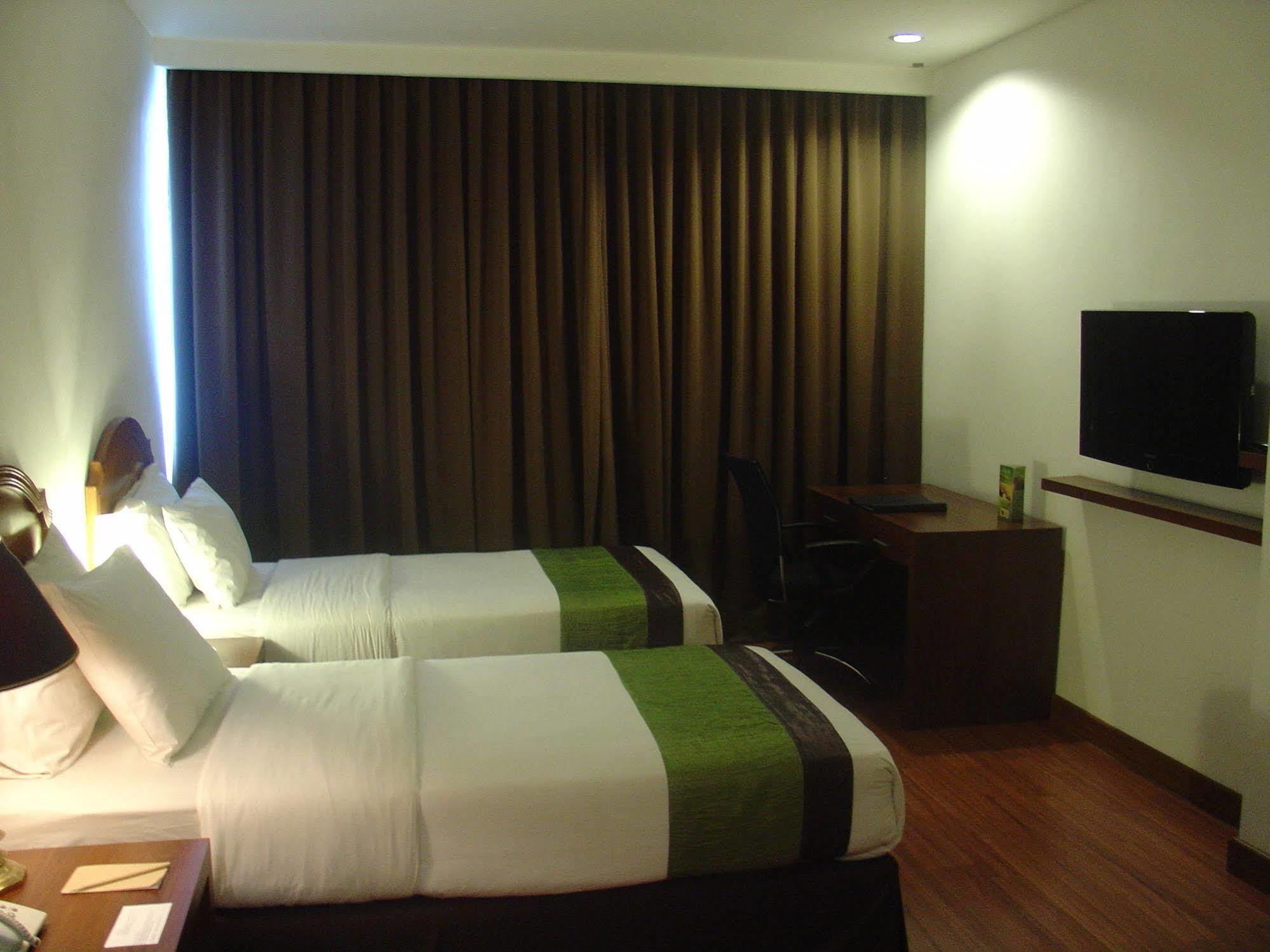 Cemara Hotel 3*