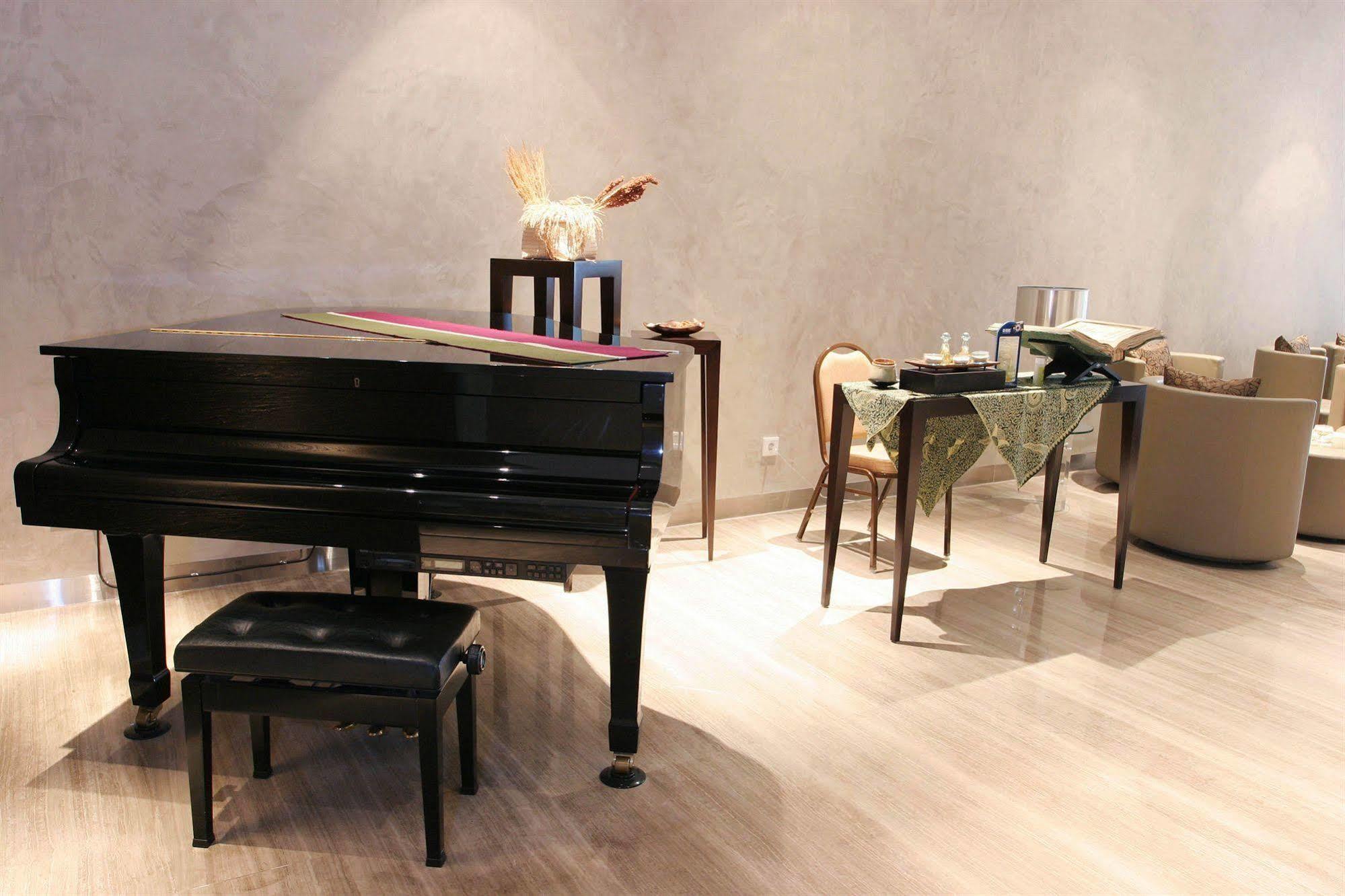 Hotel Cemara 3*