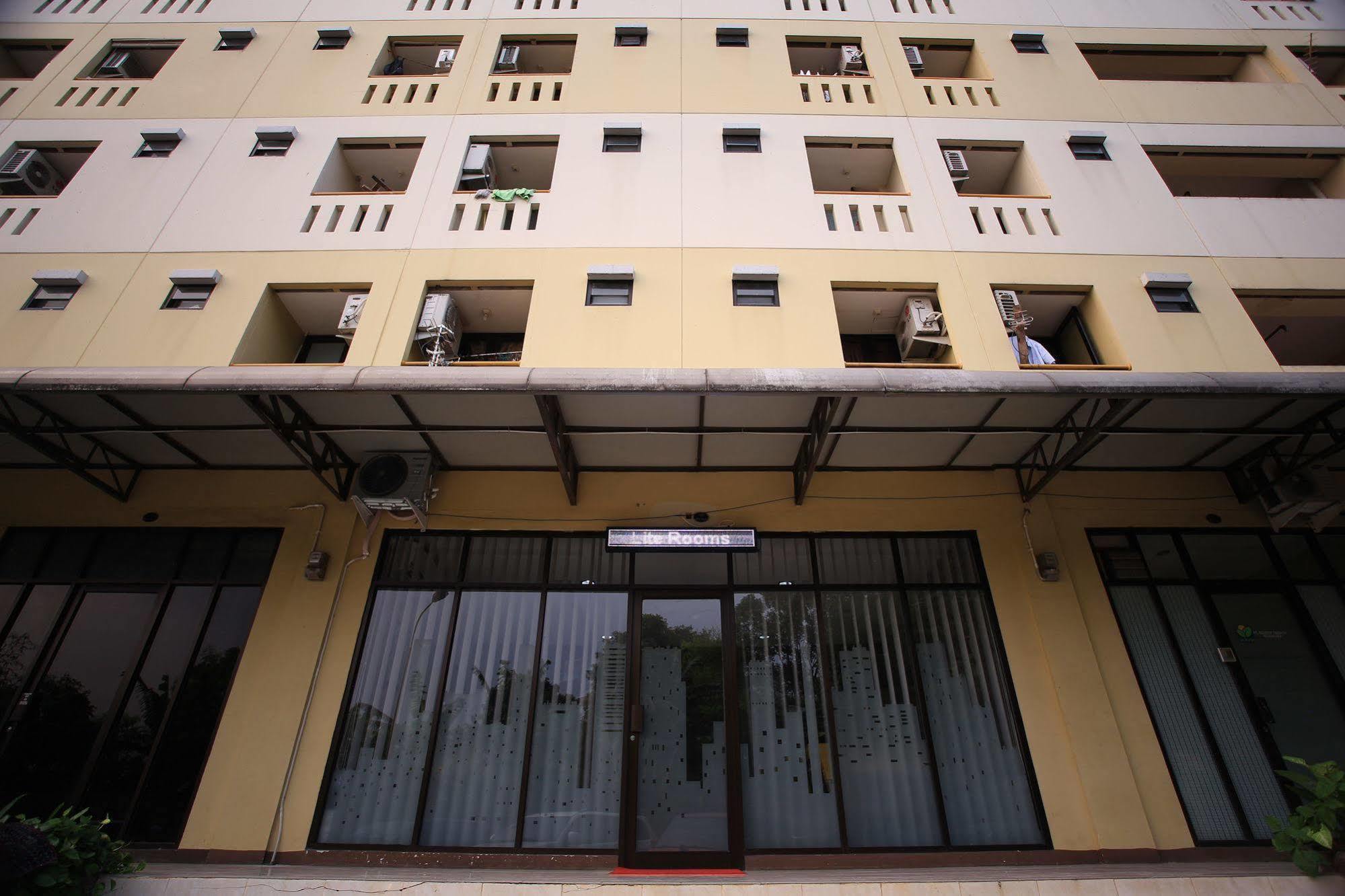 Literooms Aparthotel Jakarta