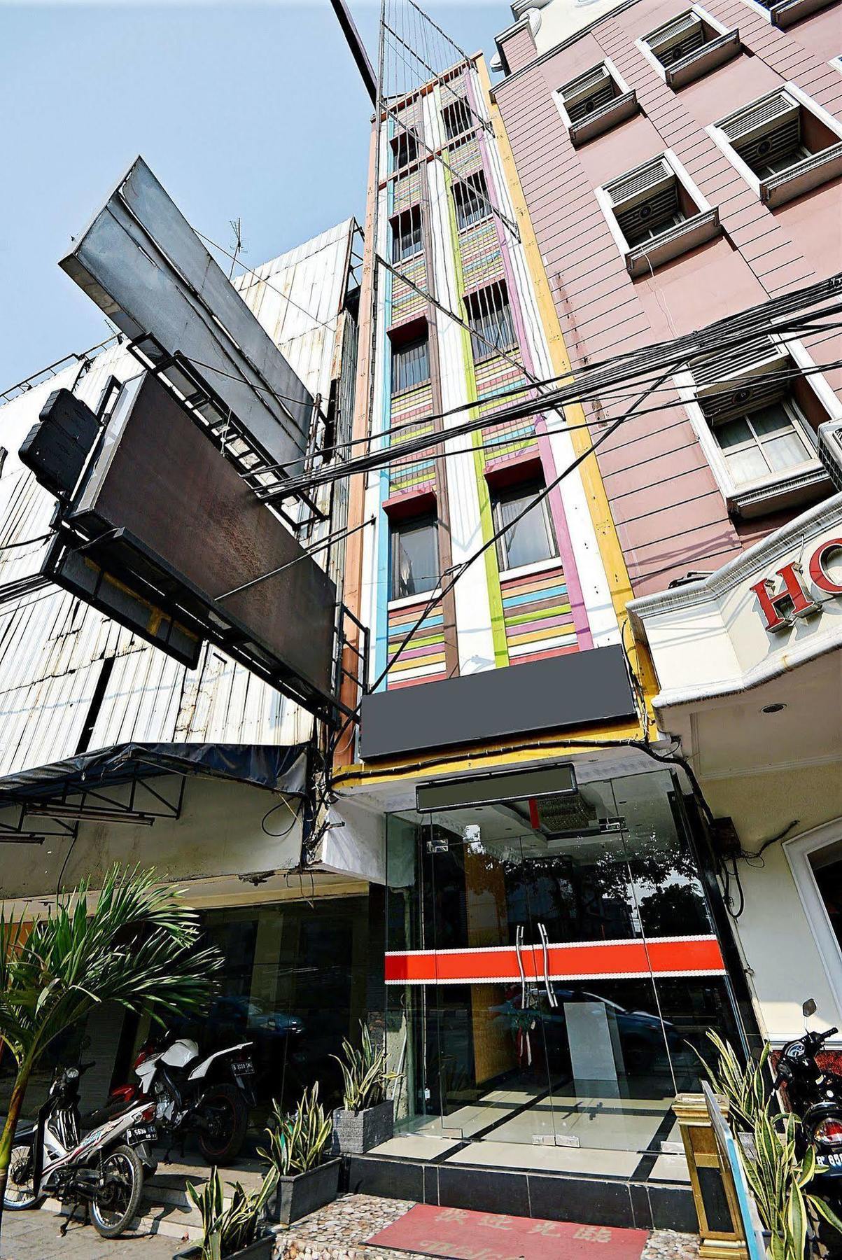 Zen Hayam Wuruk Gajah Mada 2* Jakarta