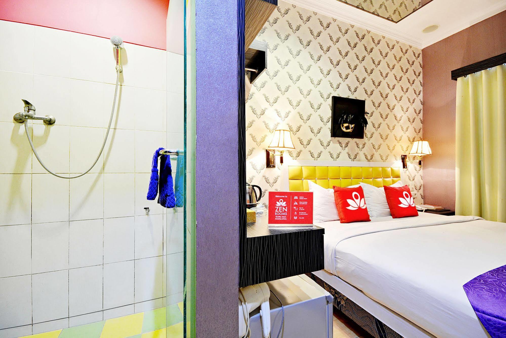Zen Hayam Wuruk Gajah Mada Hotel 2*