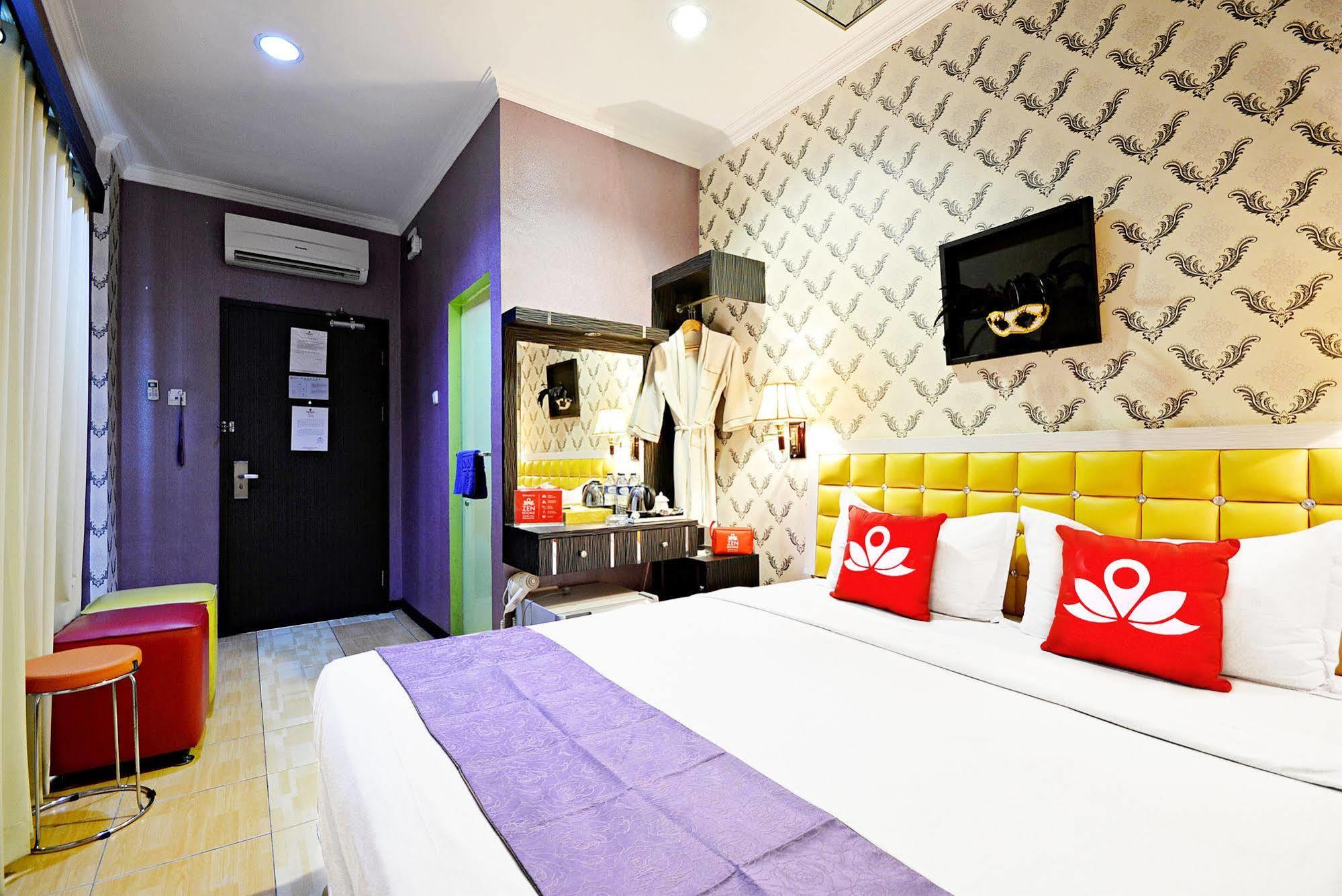 Zen Hayam Wuruk Gajah Mada 2* Jakarta