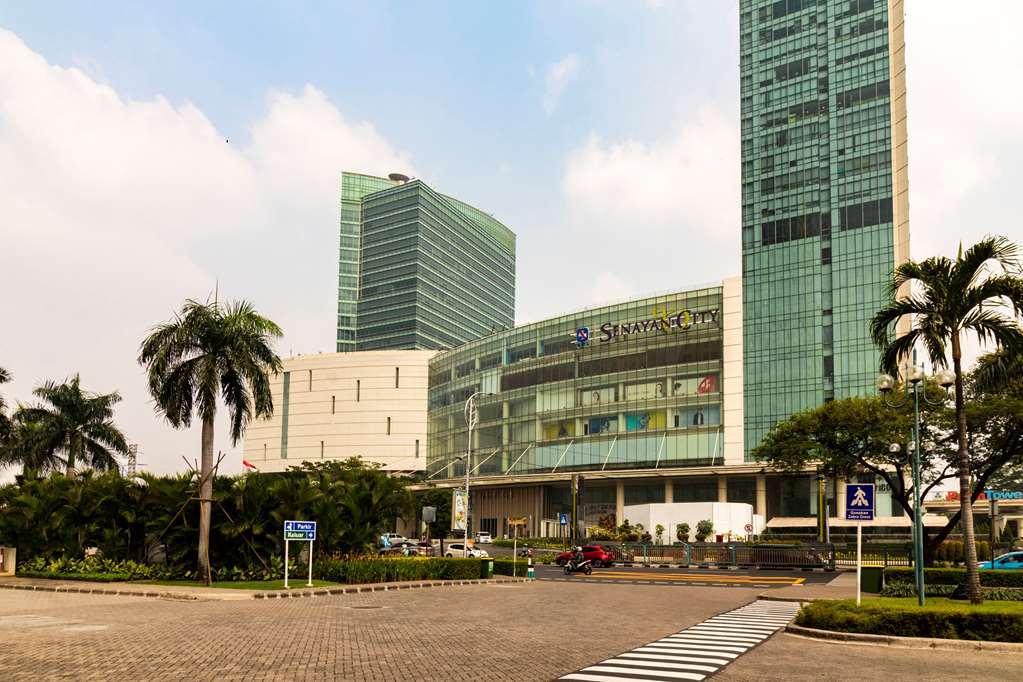 Western Senayan Hotel