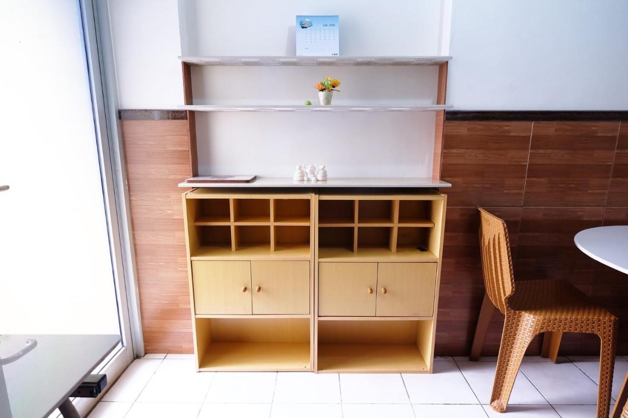 Cozy 2br Mediterania Palace Kemayoran Near To Jiexpo Kemayoran By Travelio Apartment