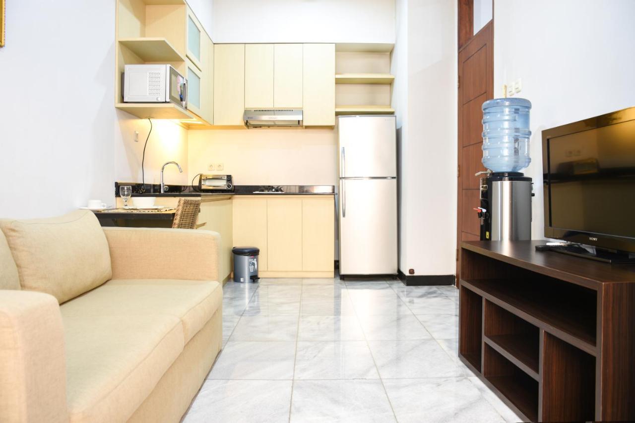 Pejaten Indah Apartment *