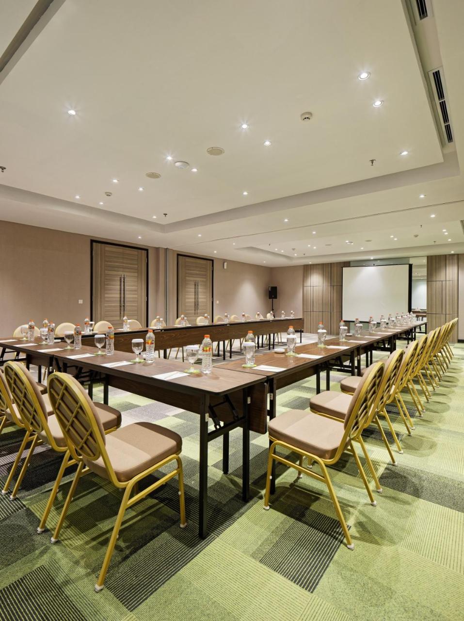 Hotel Maxone Platinum Hayam Wuruk Jakarta