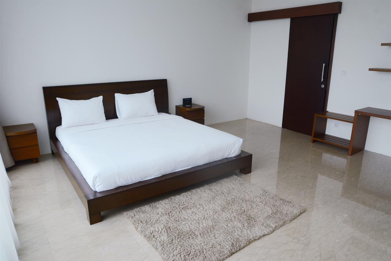 Apartment Comfy 1br L'avenue By Travelio