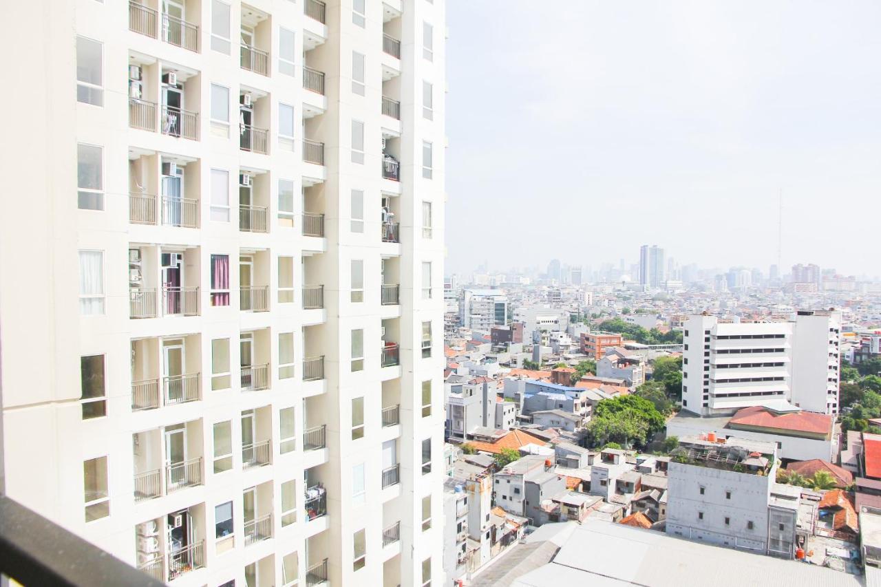 Splendor Pool View 2br Elpis By Travelio Jakarta