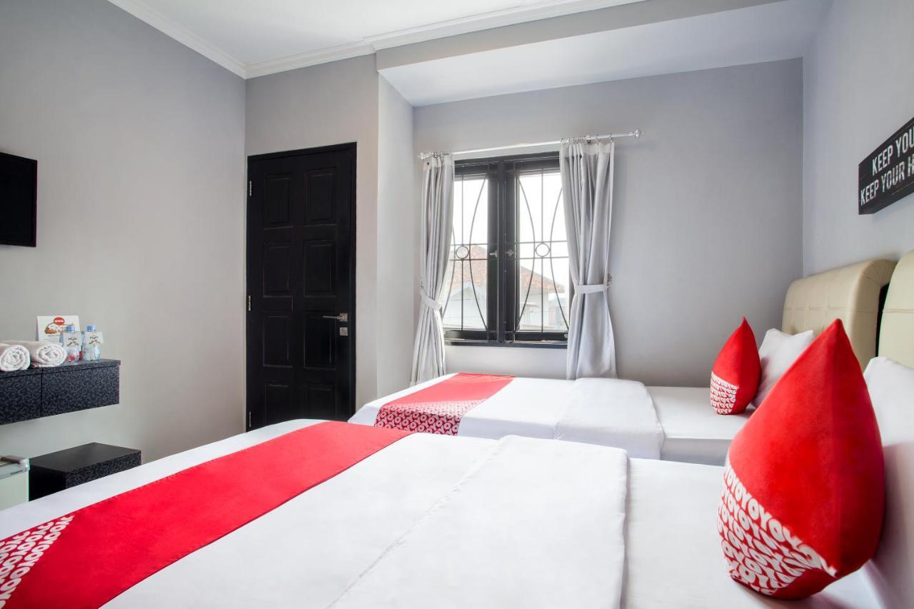 Hotel Oyo 105 La Maison D Ilona 2*