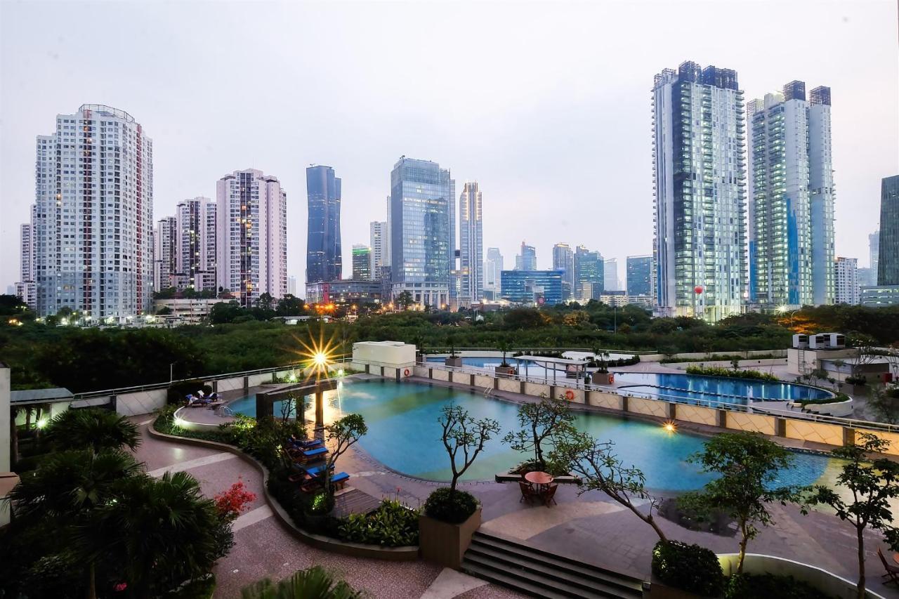 Exclusive 1br The Wave Kuningan Near Epicentrum By Travelio Apartment Jakarta
