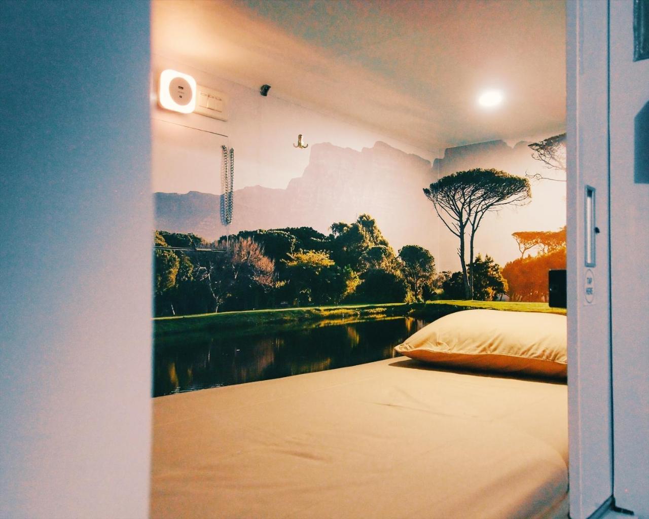 Inap At Capsule Thamrin Capsule hotel Jakarta