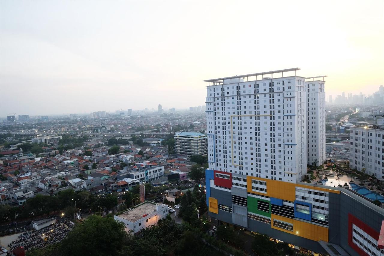 Apartment Compact And Comfy 2br Bassura By Travelio Jakarta