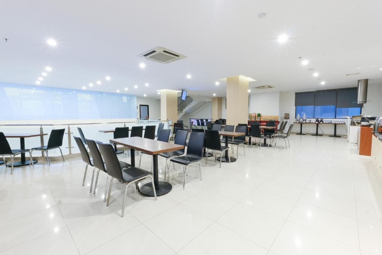 88 Mangga Besar 62 - Breakfast - Near By Ancol And Government Center Hotel 2*