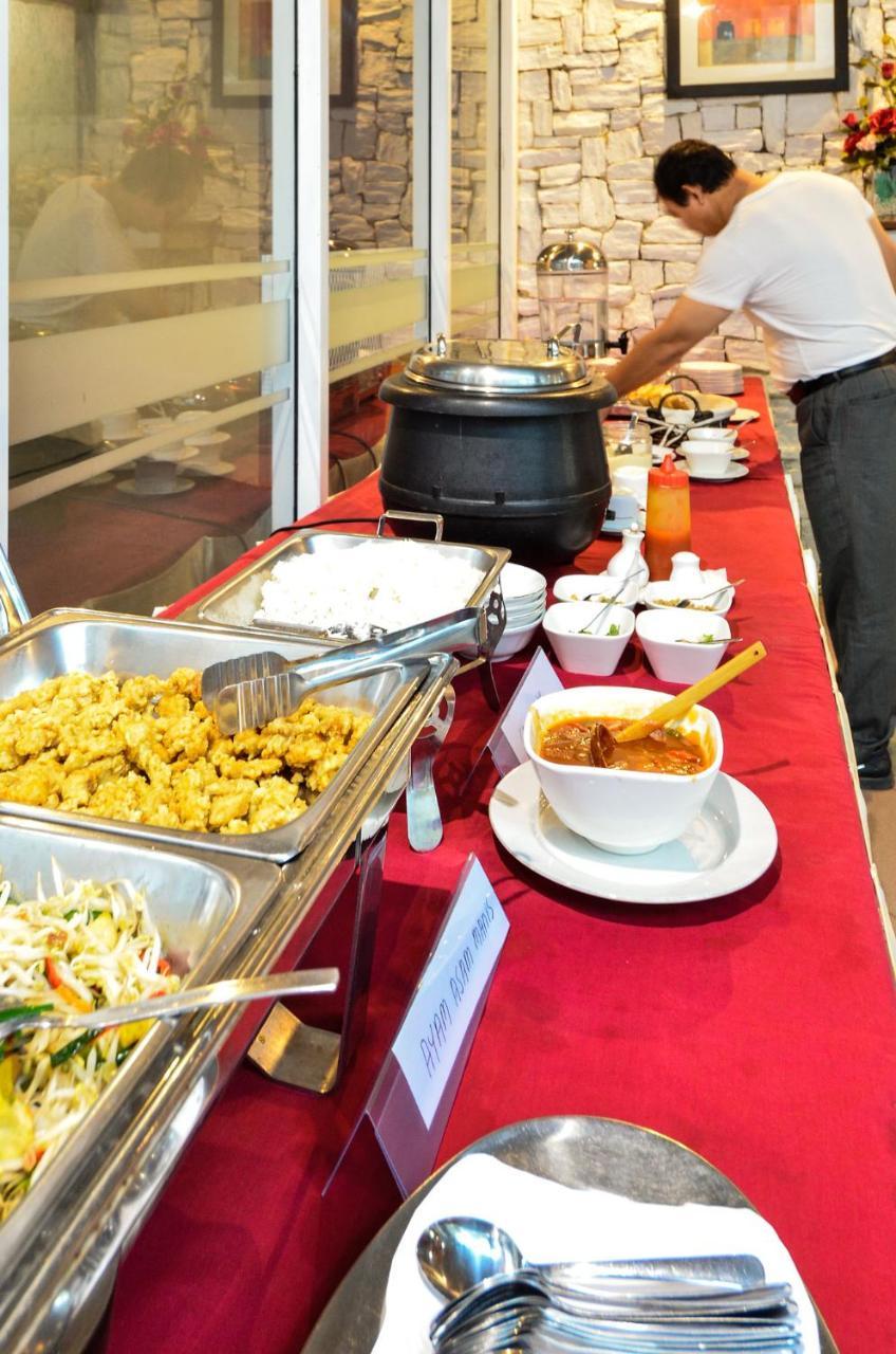 Hotel Peninsula Mangga Besar 2* Jakarta