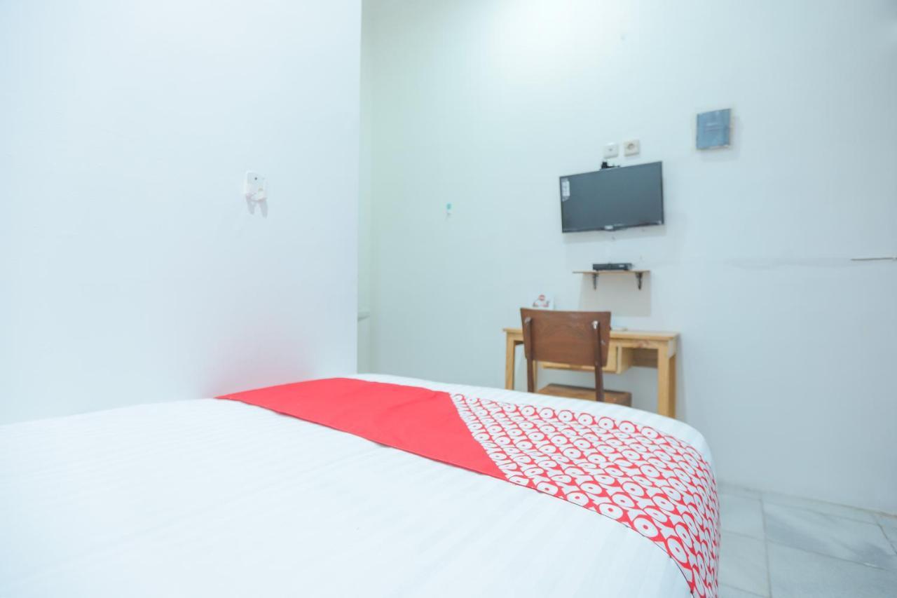 Oyo 150 Harmoni 2* Jakarta