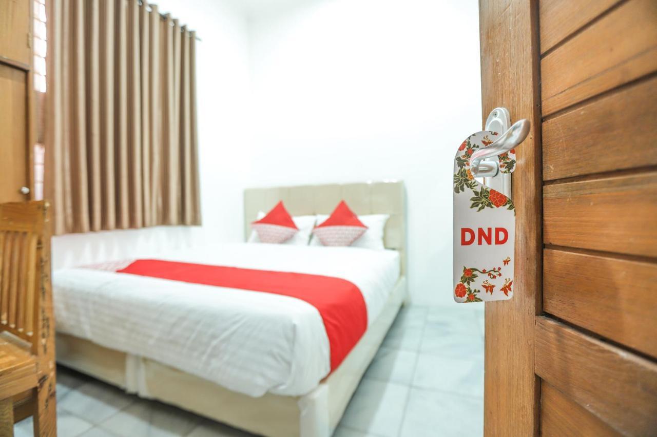 Oyo 150 Harmoni Hotel Jakarta