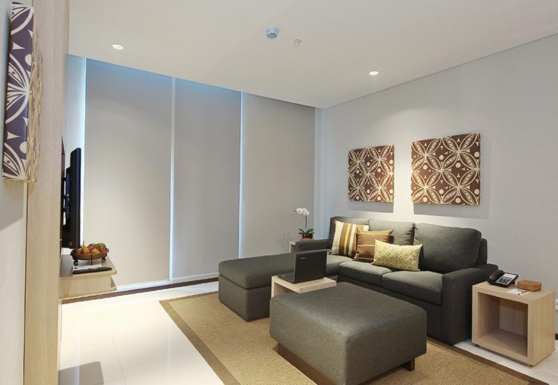 Ra Premiere Simatupang *