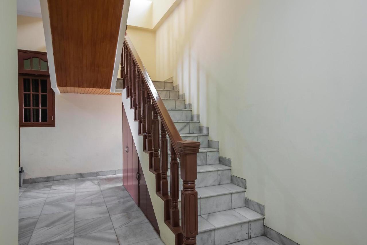 Guest house Reddoorz @ Meruya 2 Jakarta