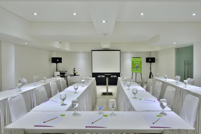 Oak Tree Mahakam 3*