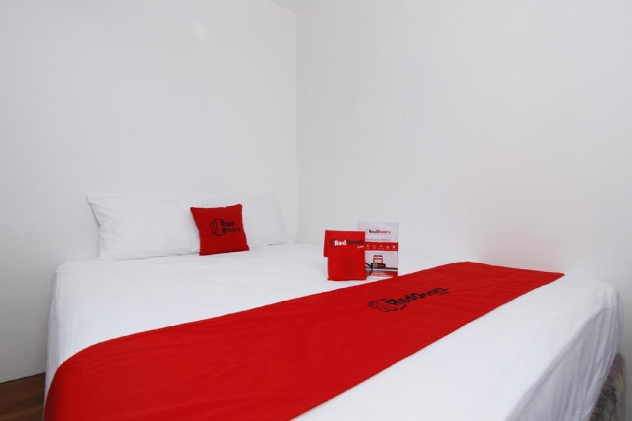 Reddoorz Near Plaza Indonesia Gasthof Jakarta