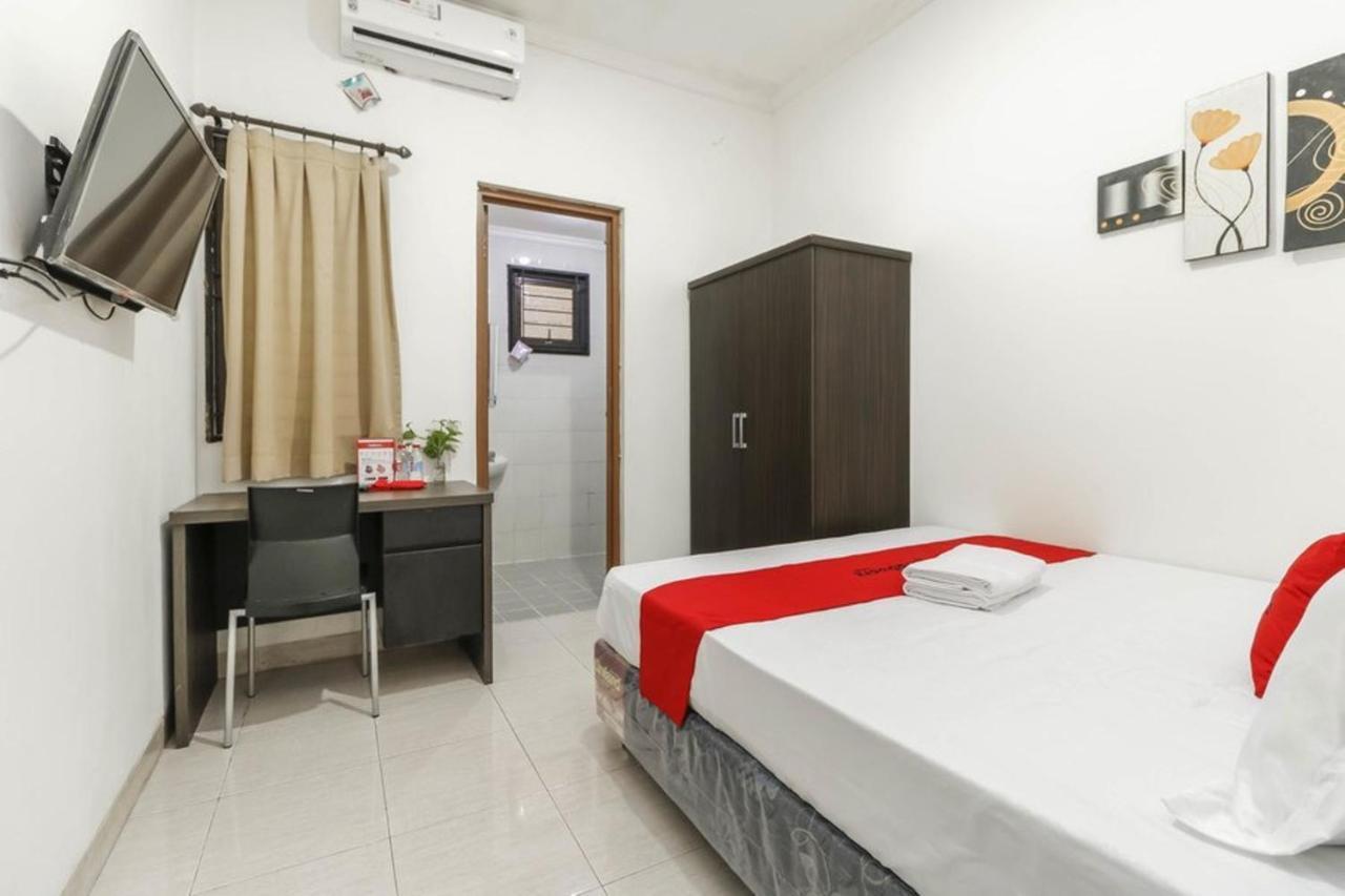 Rumah tetamu Cozy Muwardi Jakarta
