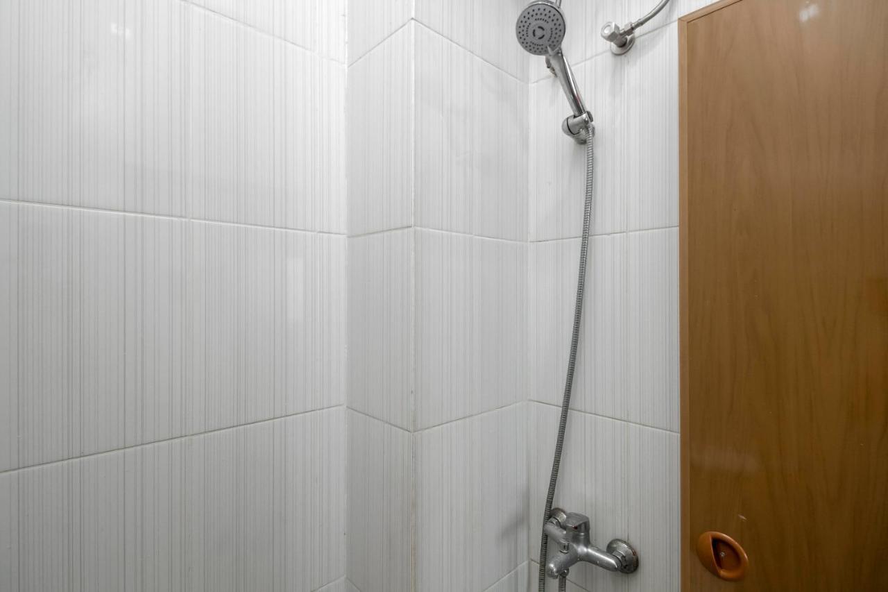 Guest house Reddoorz Near Park Mall
