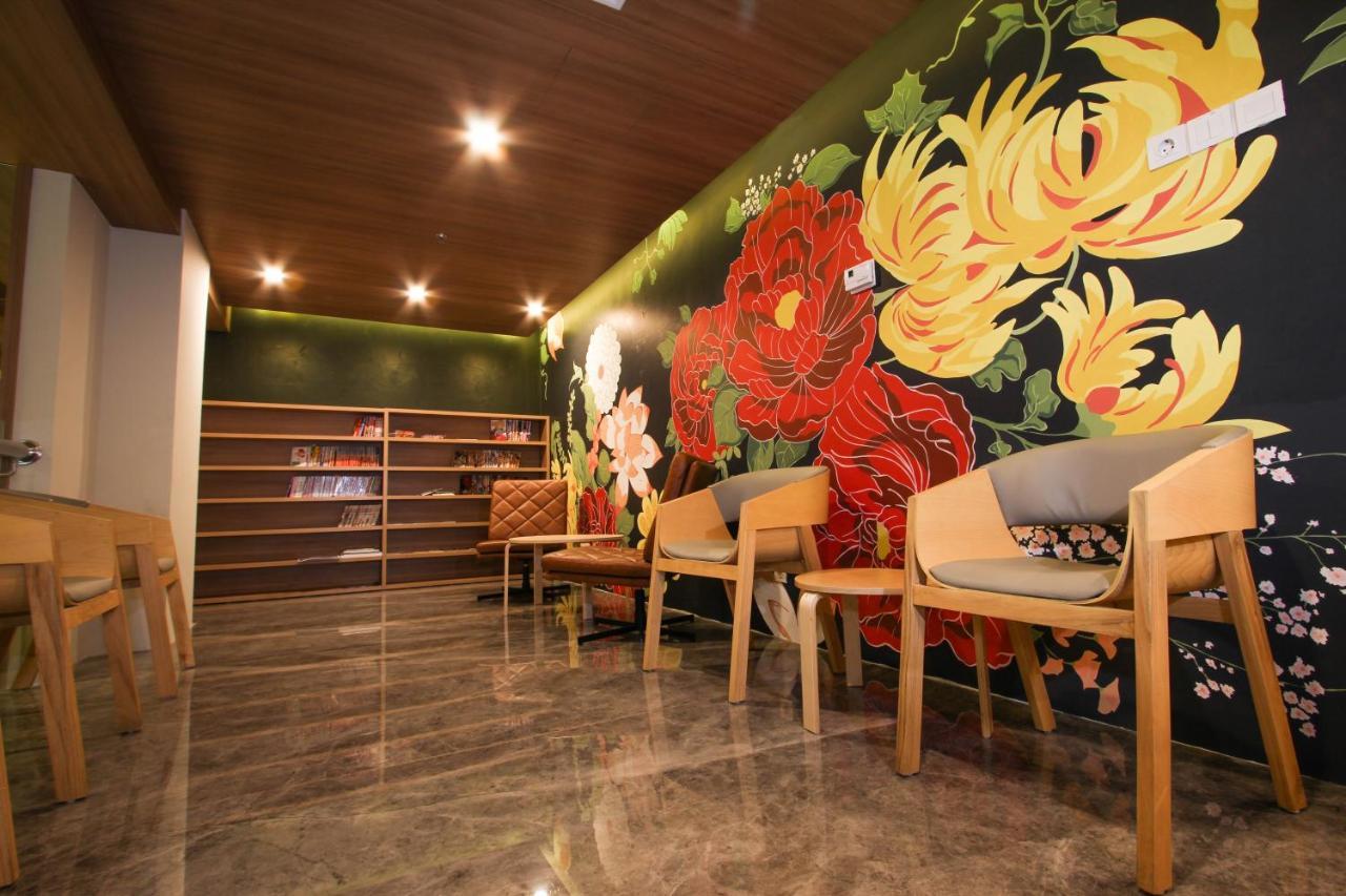 Kuretakeso Kemang Hotel 3*