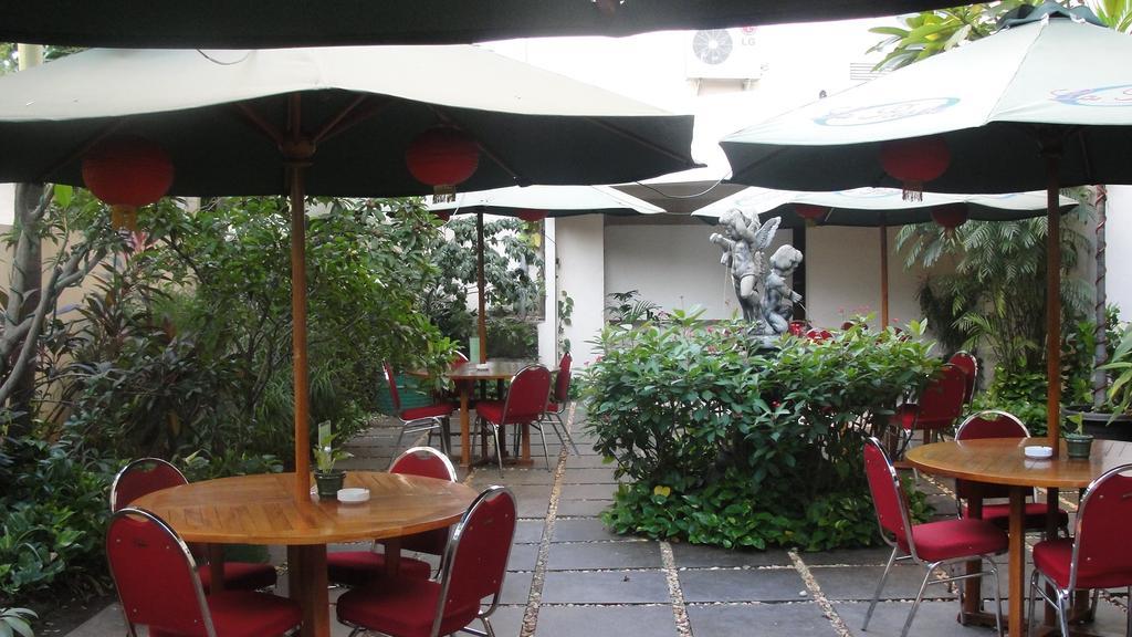 Oasis Amir 4* Jakarta