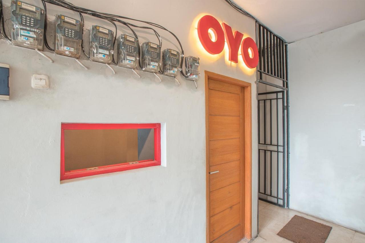 Oyo 286 Haji Saaba 20 Syariah Hotel 2*