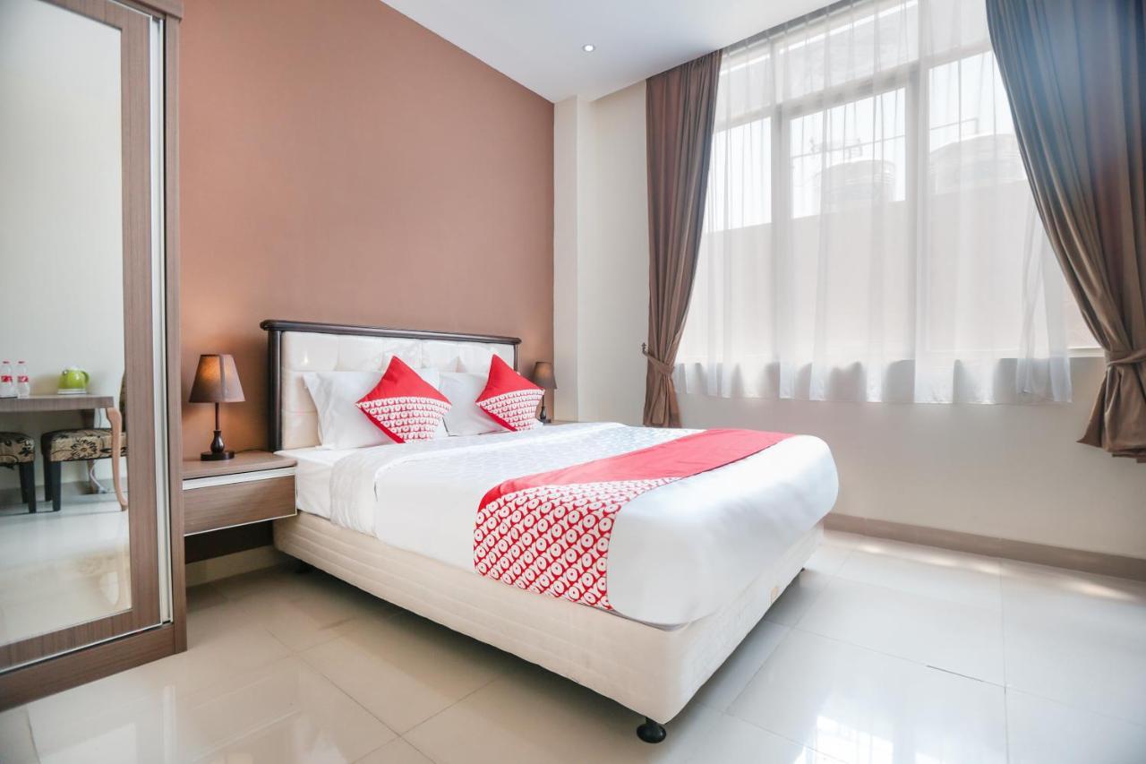 Oyo 3698 Koen View Hotel Jakarta