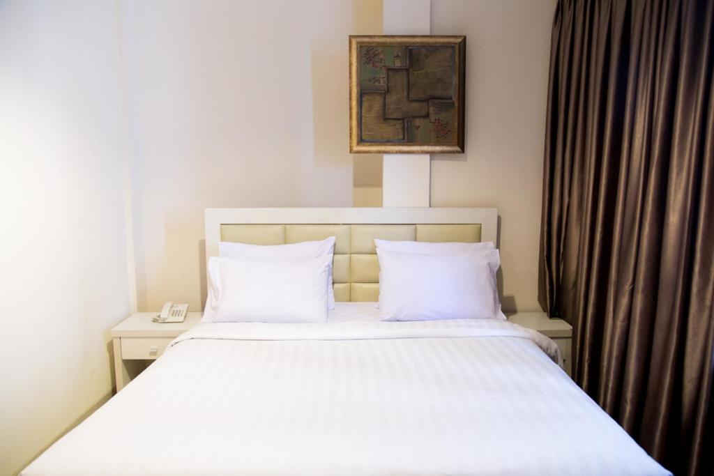 Nite & Day Roxy 2* Jakarta