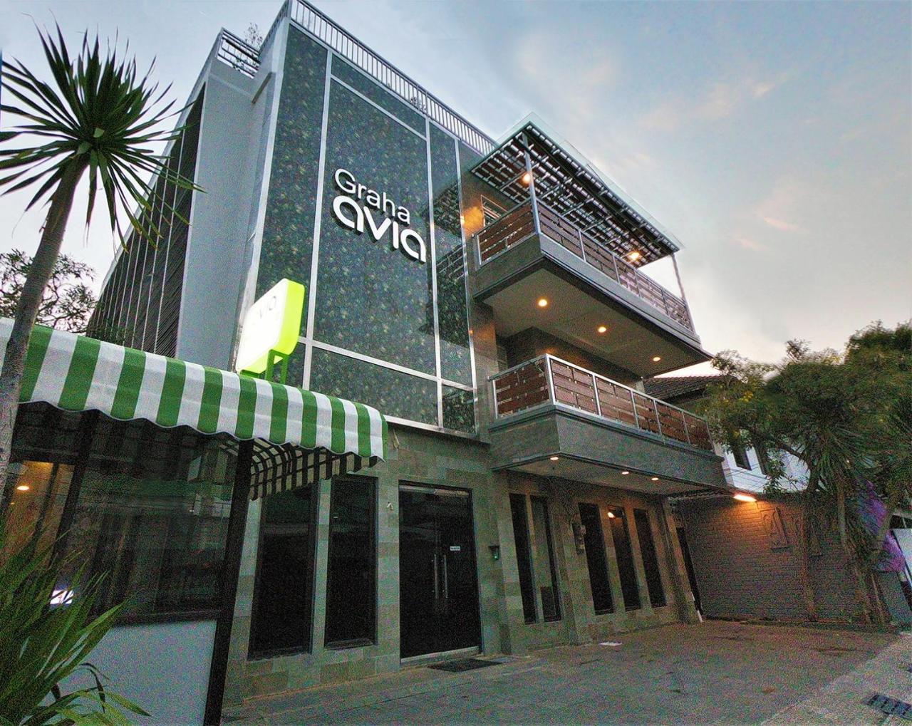 Avia Jakarta