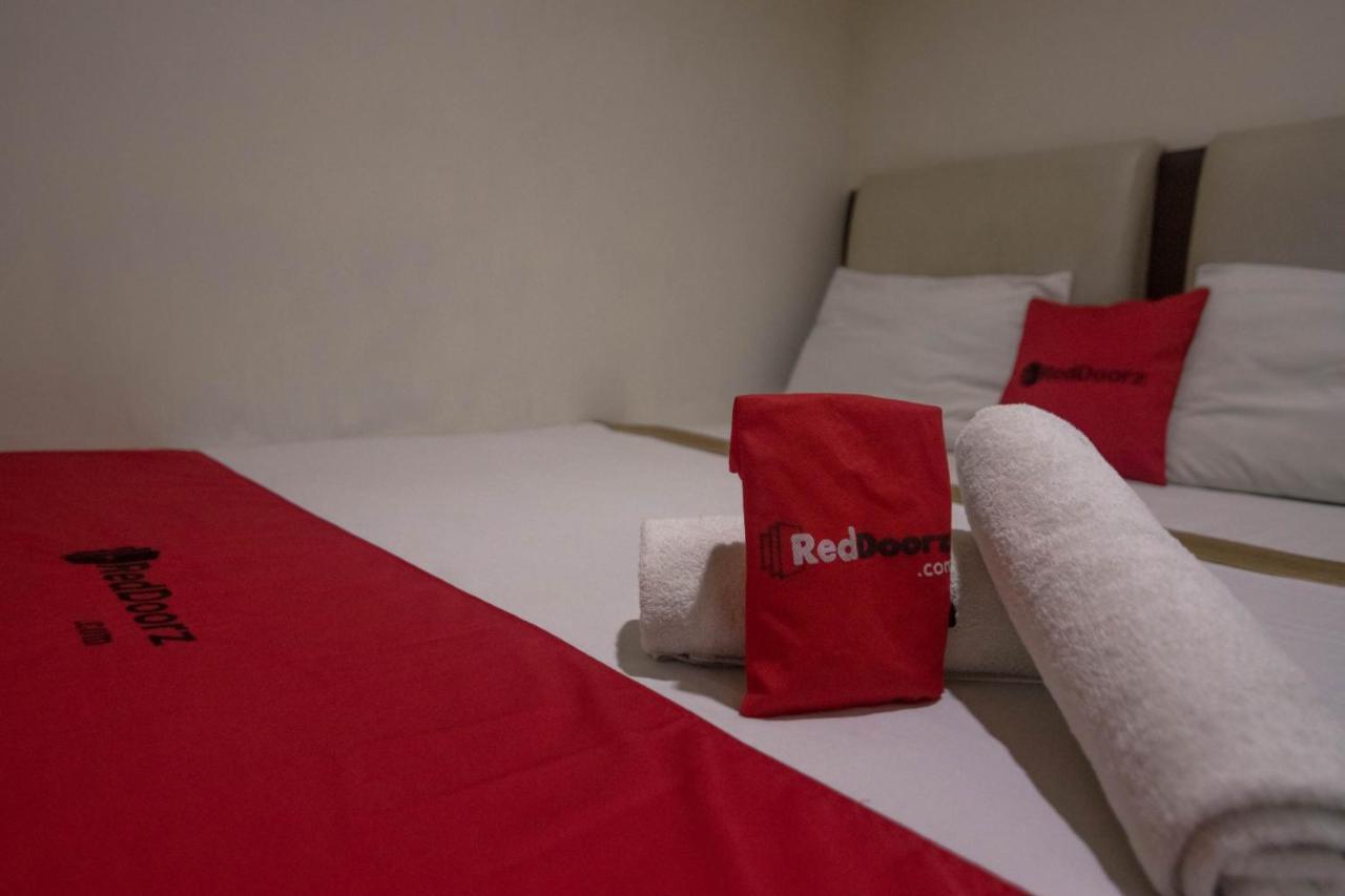 Reddoorz Near Rs Husada 2*
