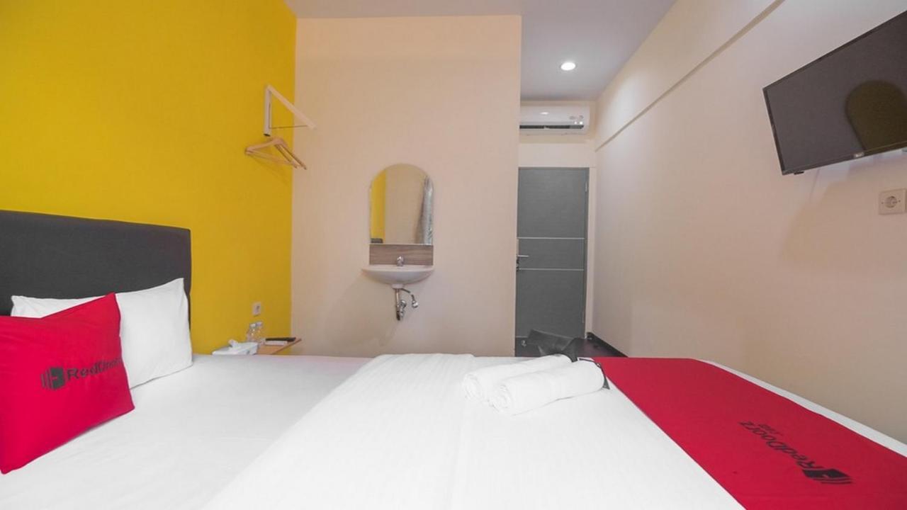Reddoorz Near Itc Mangga Dua Jakarta