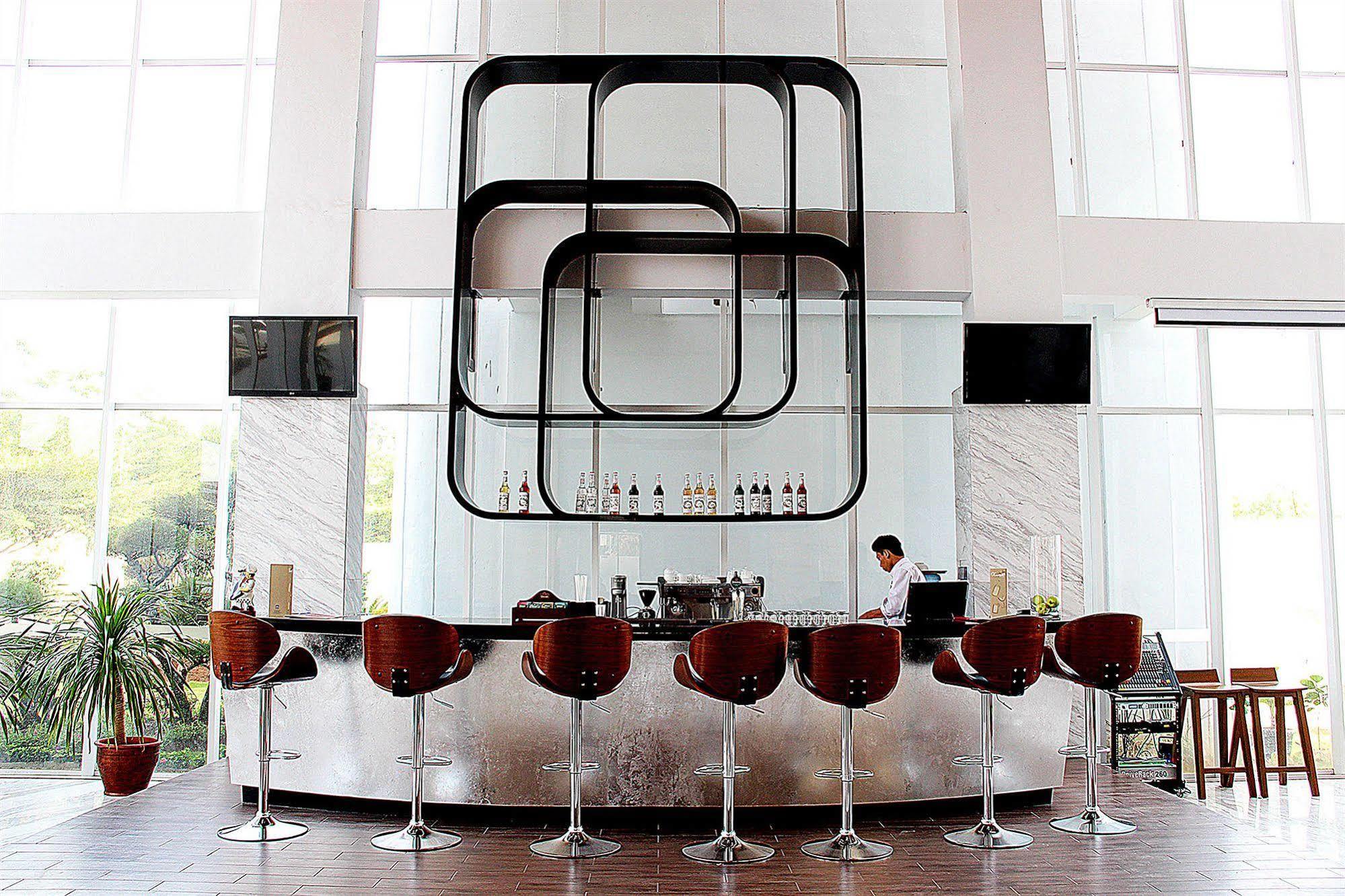 Hariston & Suites, Pluit - Jakarta