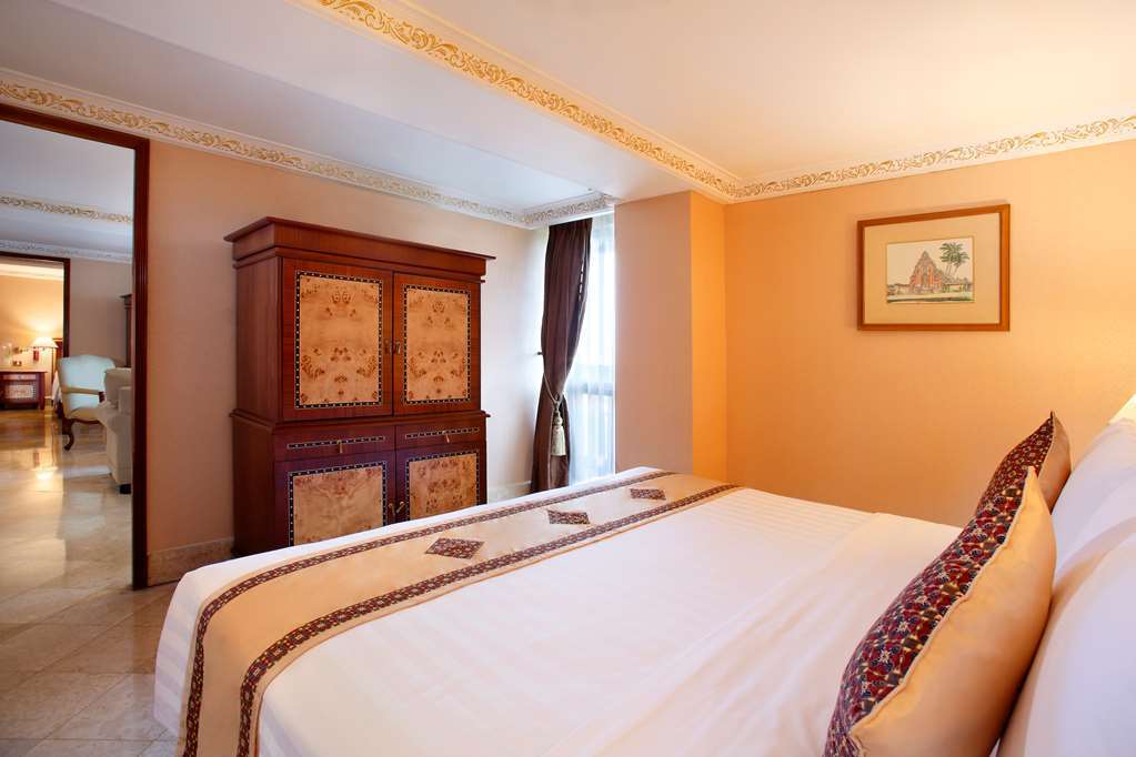 Ambhara Hotel